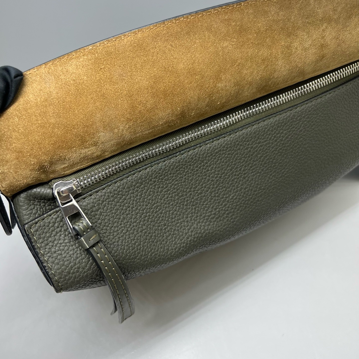 Loewe Pre-Owned Authentic Puzzle Crossbody Handle Bag Leather 35x24x15cm