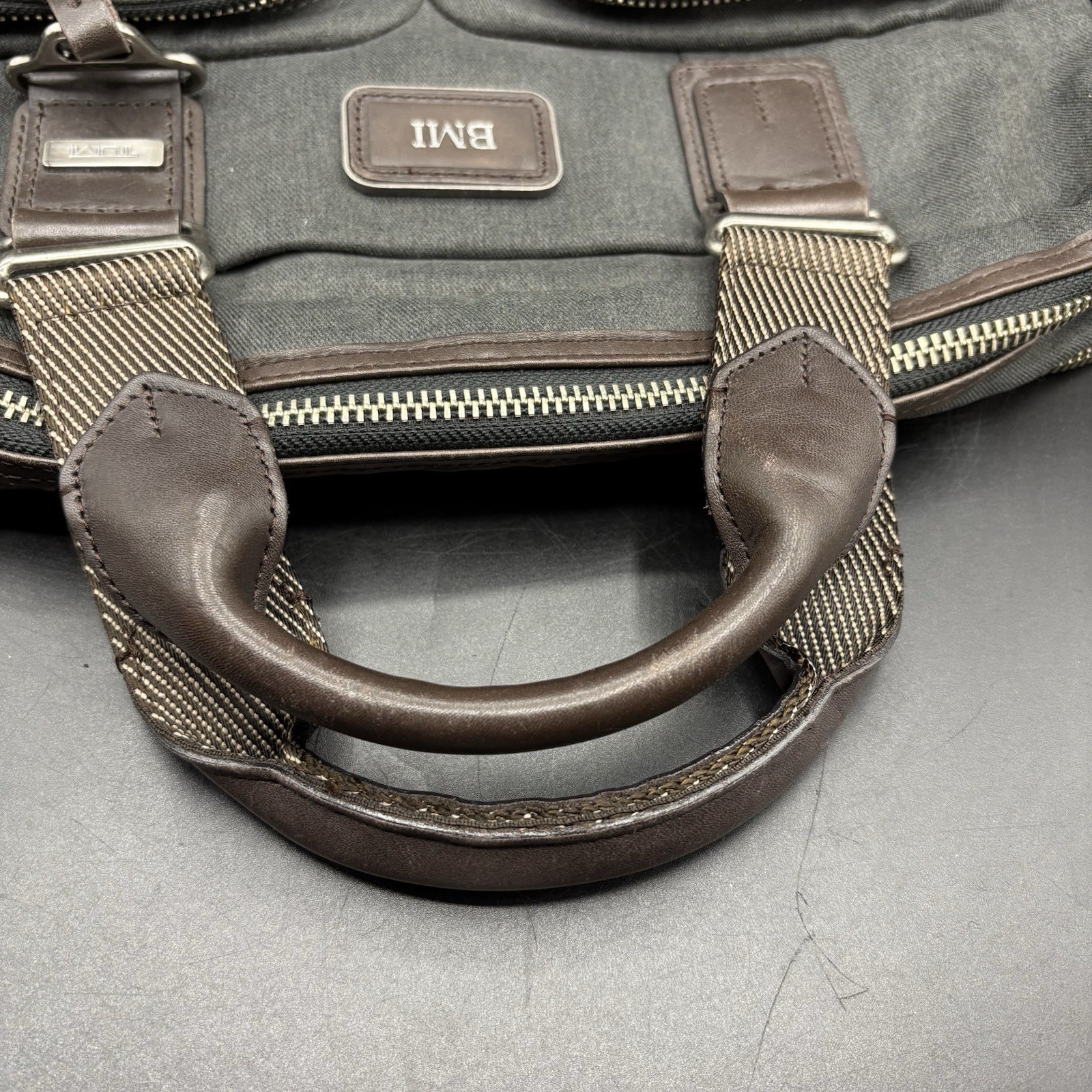 Tumi Alpha Bravo Everett Essential Tote Duffle Carry Bag Gray Brown 22640ATH2
