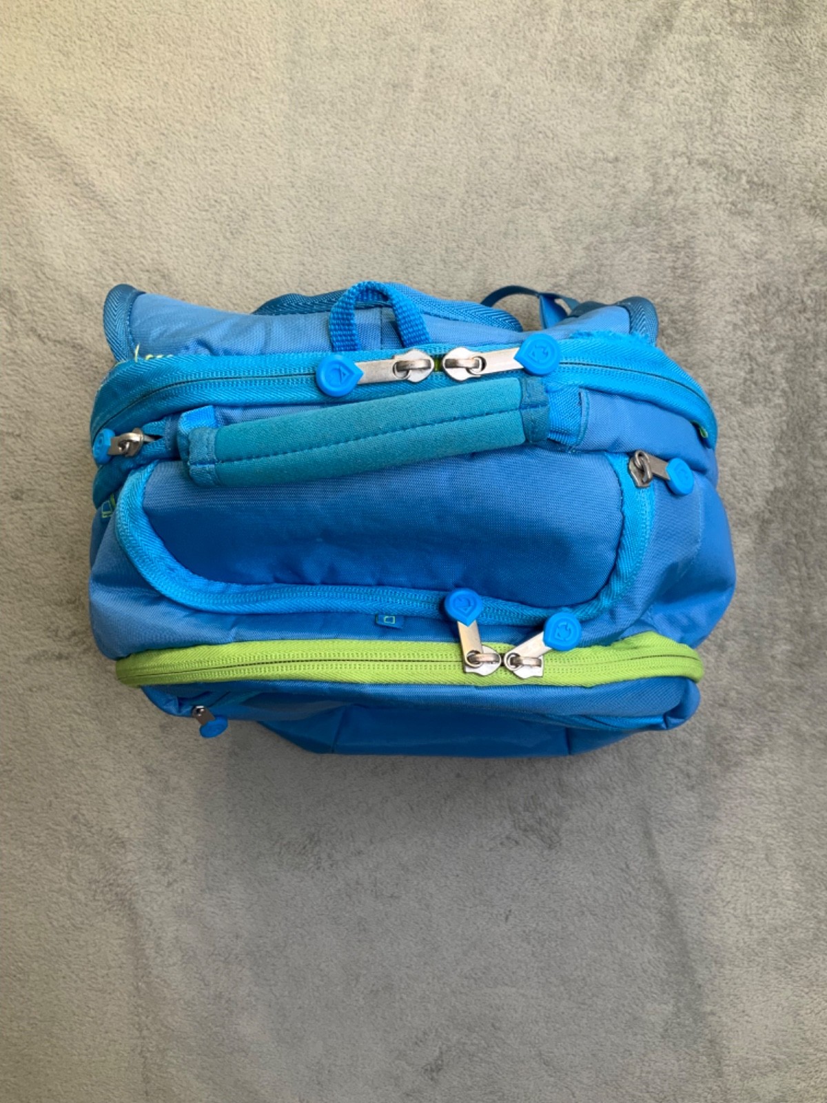 AG Sport Bags “OO” Only One Regular Sports – Traveling backpack 30 liters