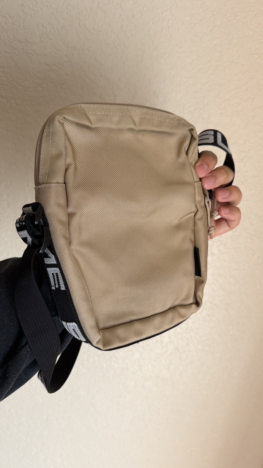 Supreme SS18 Shoulder Bag Tan Authentic Cordura