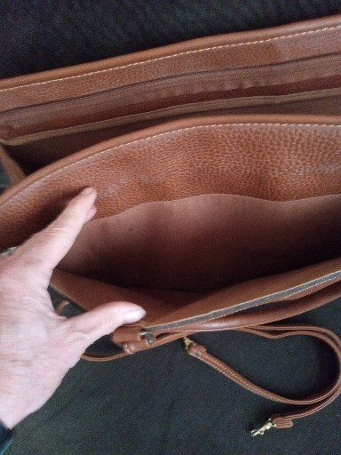JACKSON EXPANDABLE BROWN LEATHER BRIEFCASE With Detachable Strap