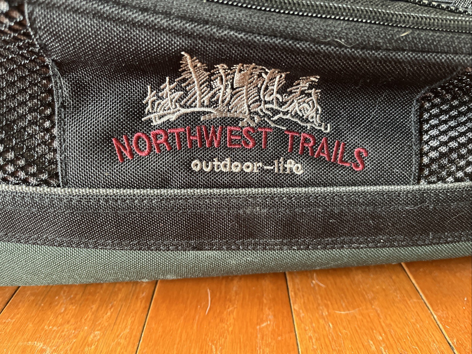 Vtg NORTHWEST TRAILS Green OUTDOOR LIFE BACKPACK Hike Trail Camping Gym Bag
