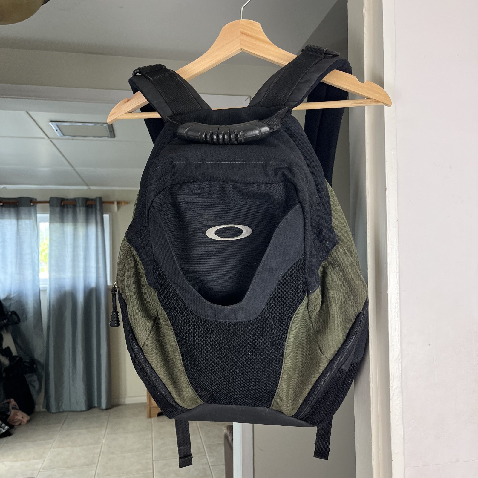 Vintage 90s Y2K Oakley Backpack Early Model Olive Green Black Software Cyber