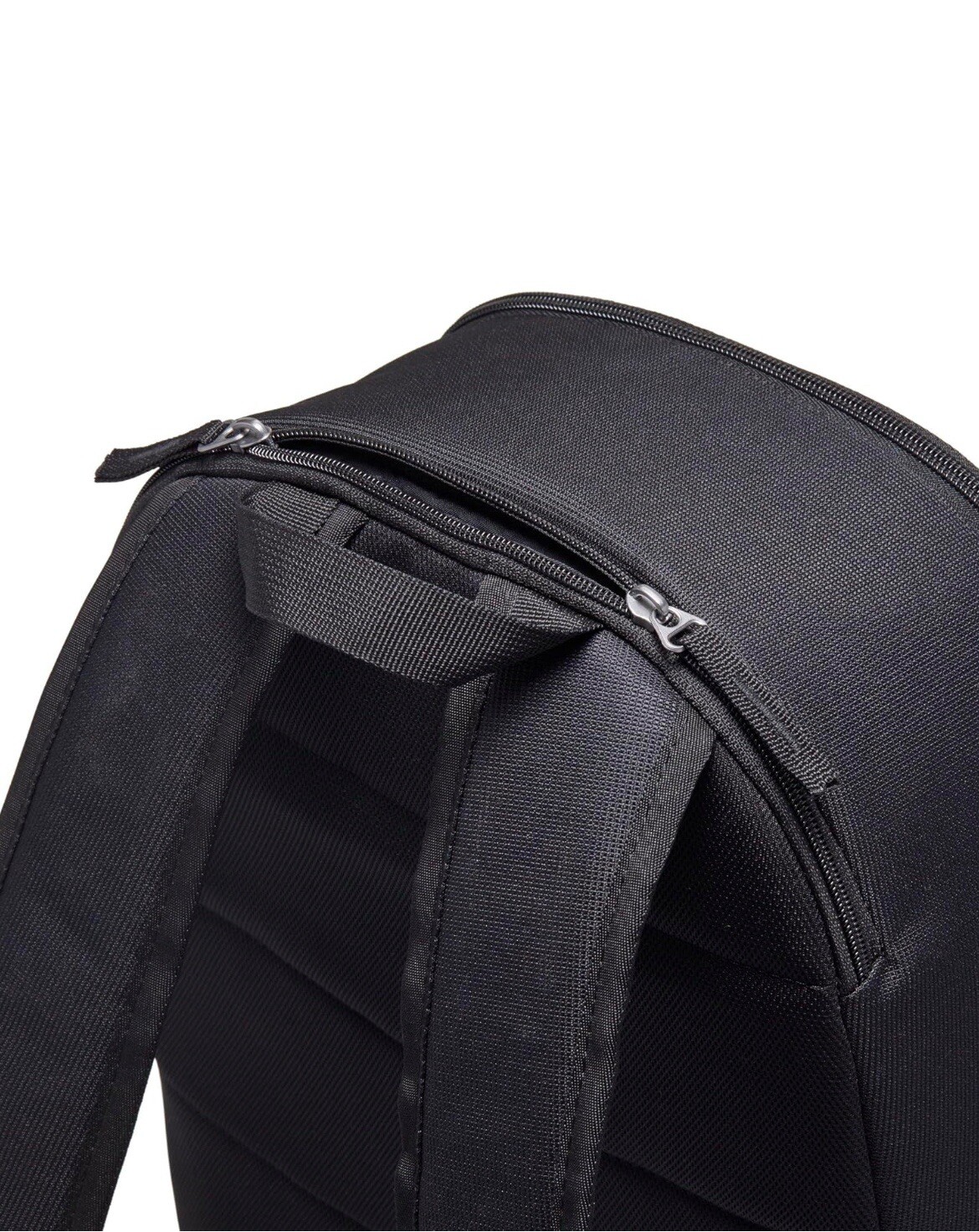 NIKE HERITAGE BLACK/WHITE BACKPACK (23L) BRAND NEW WITH TAGS FREE SHIPPING