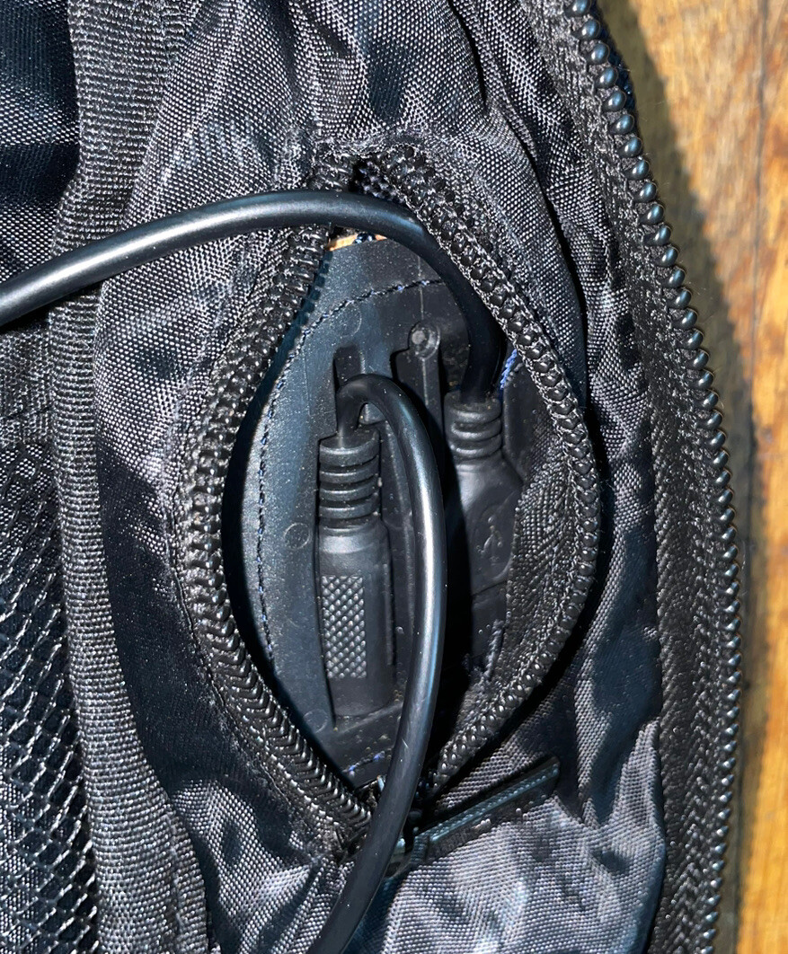 Arctic Hunter Windtook Waterproof Durable Lightweight Laptop USB Backpack