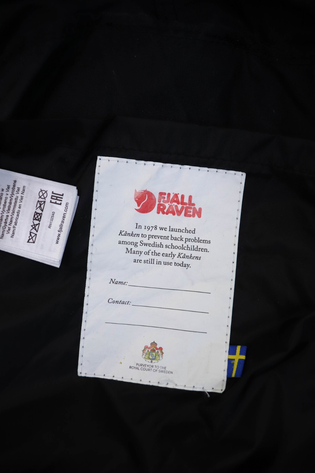 Fjallraven Kanken 16L 38x27x13 CM Black Waxed Backpack