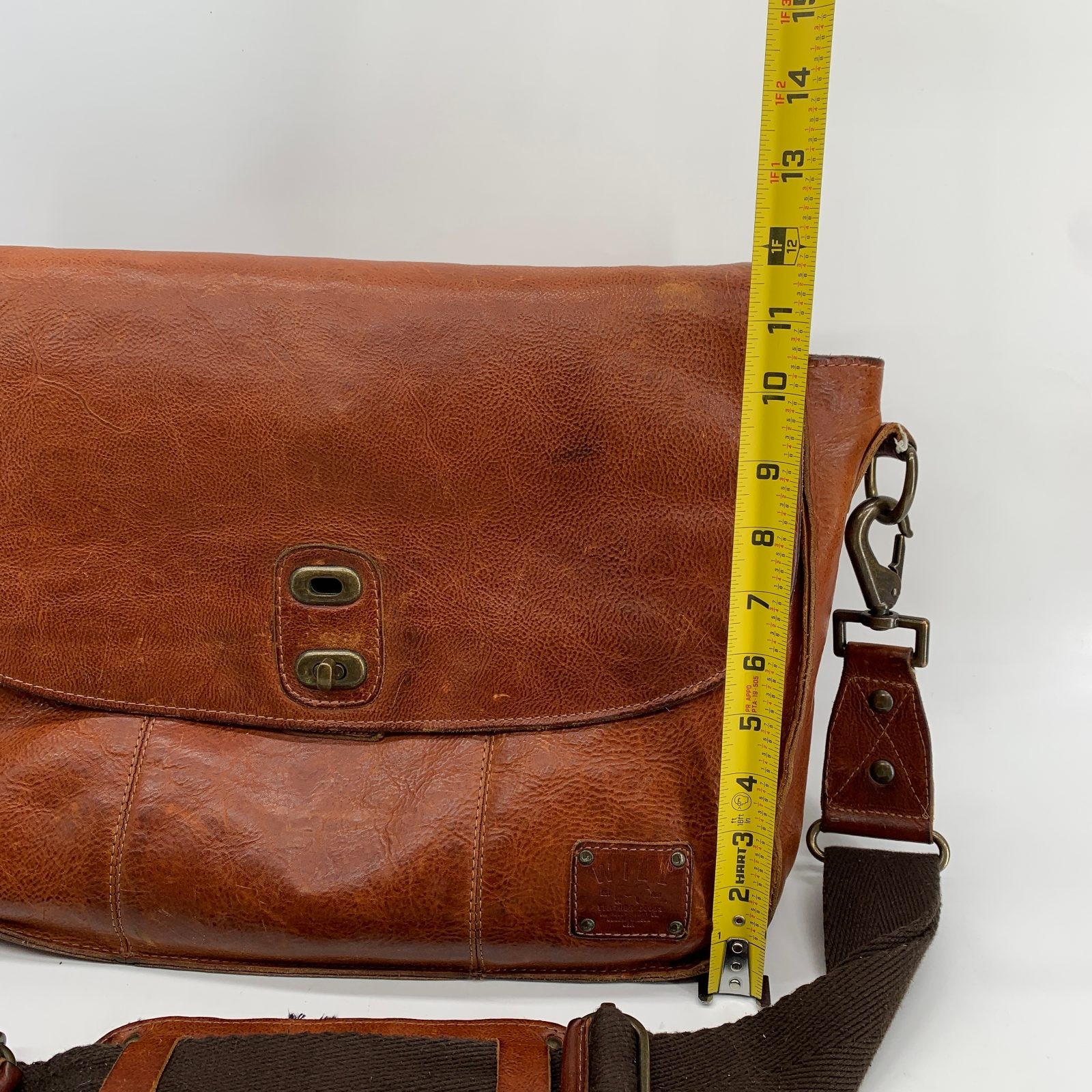 Will Leather Goods Brown Leather Messenger Bag Crossbody Satchel Plaid Interior
