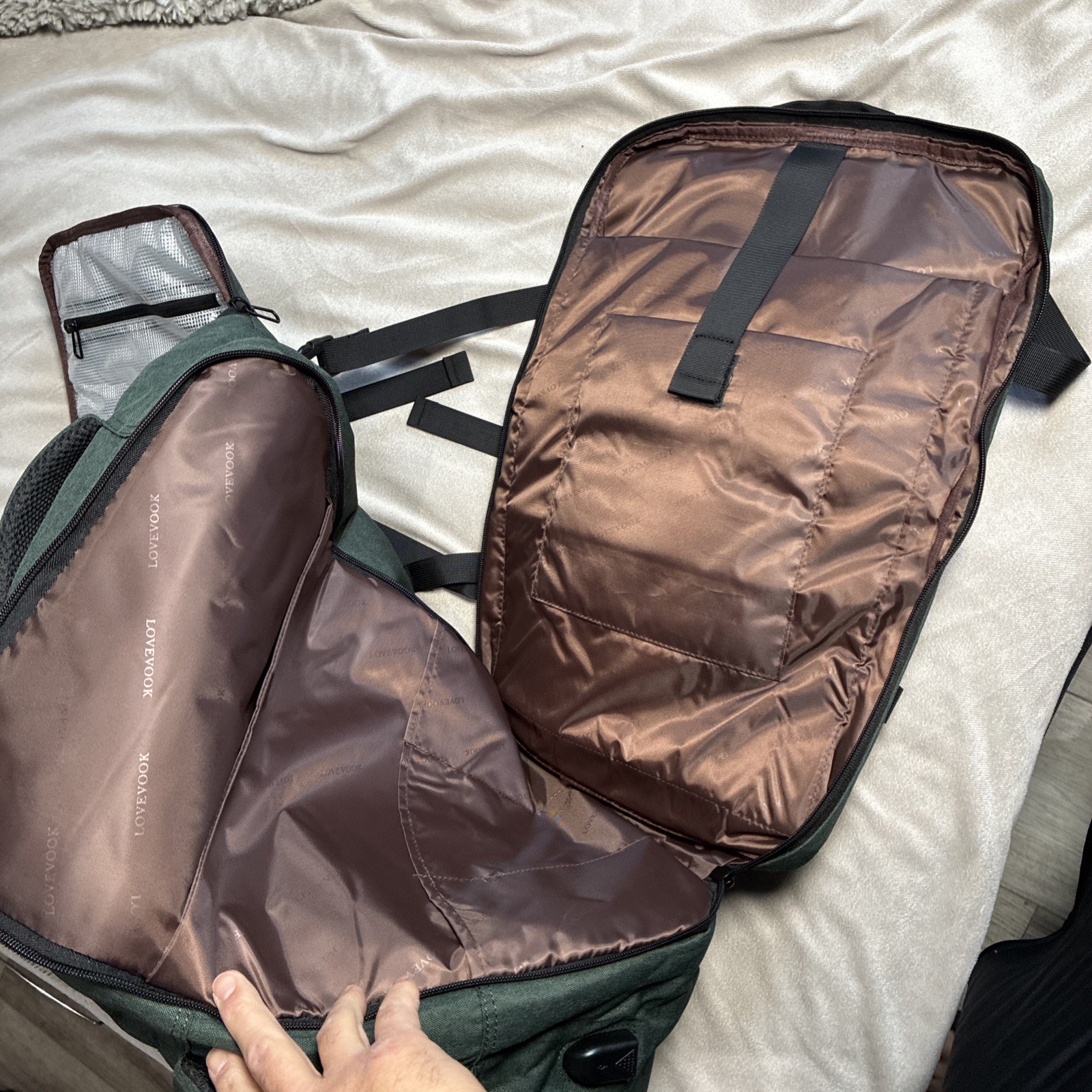 LoveVook Cloudwalker Travel Backpack 30L, 40L Expandable