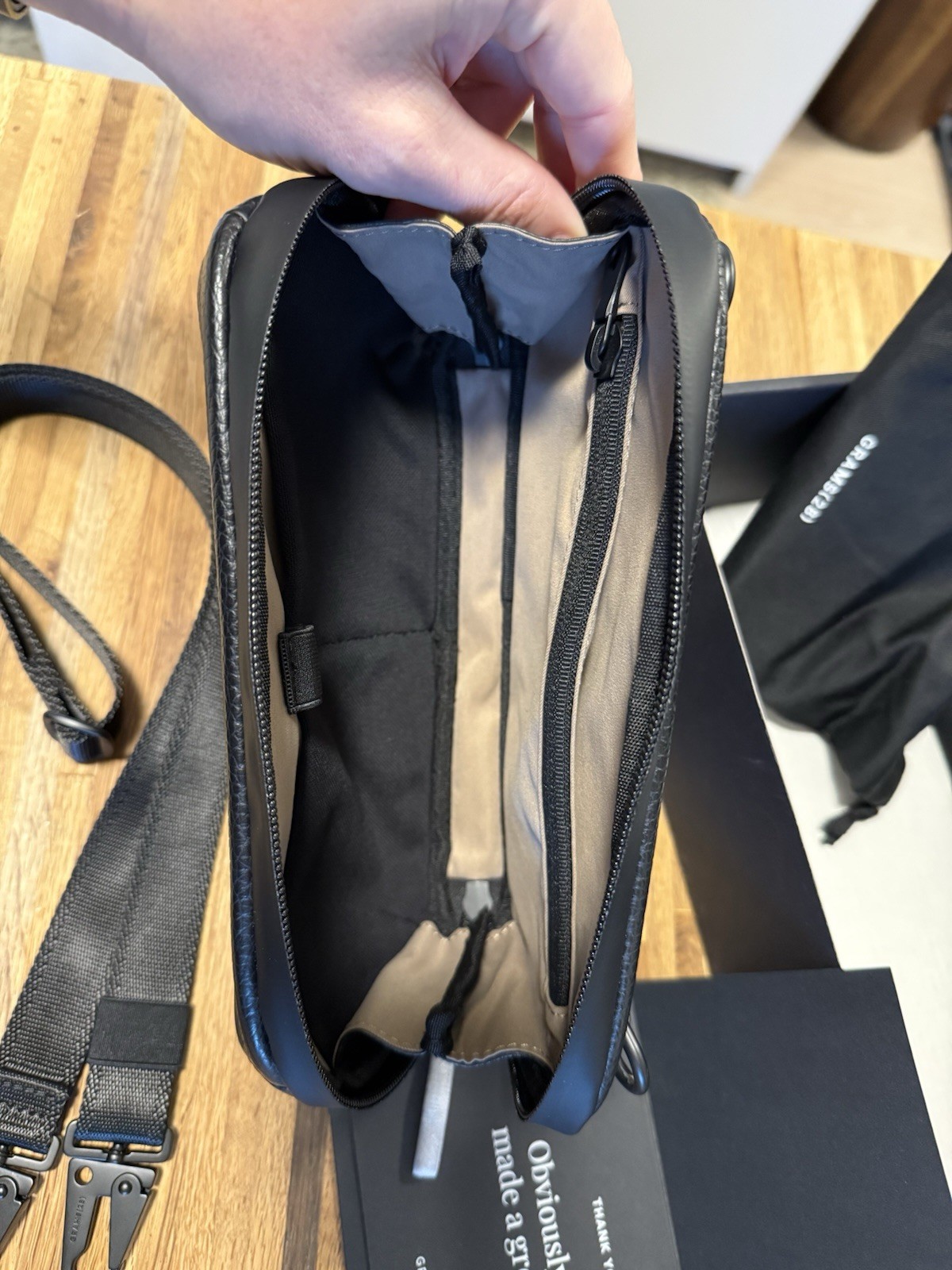 Grams 28 Pebble Leather Essentials Tech Pouch 131 Crossbody Black