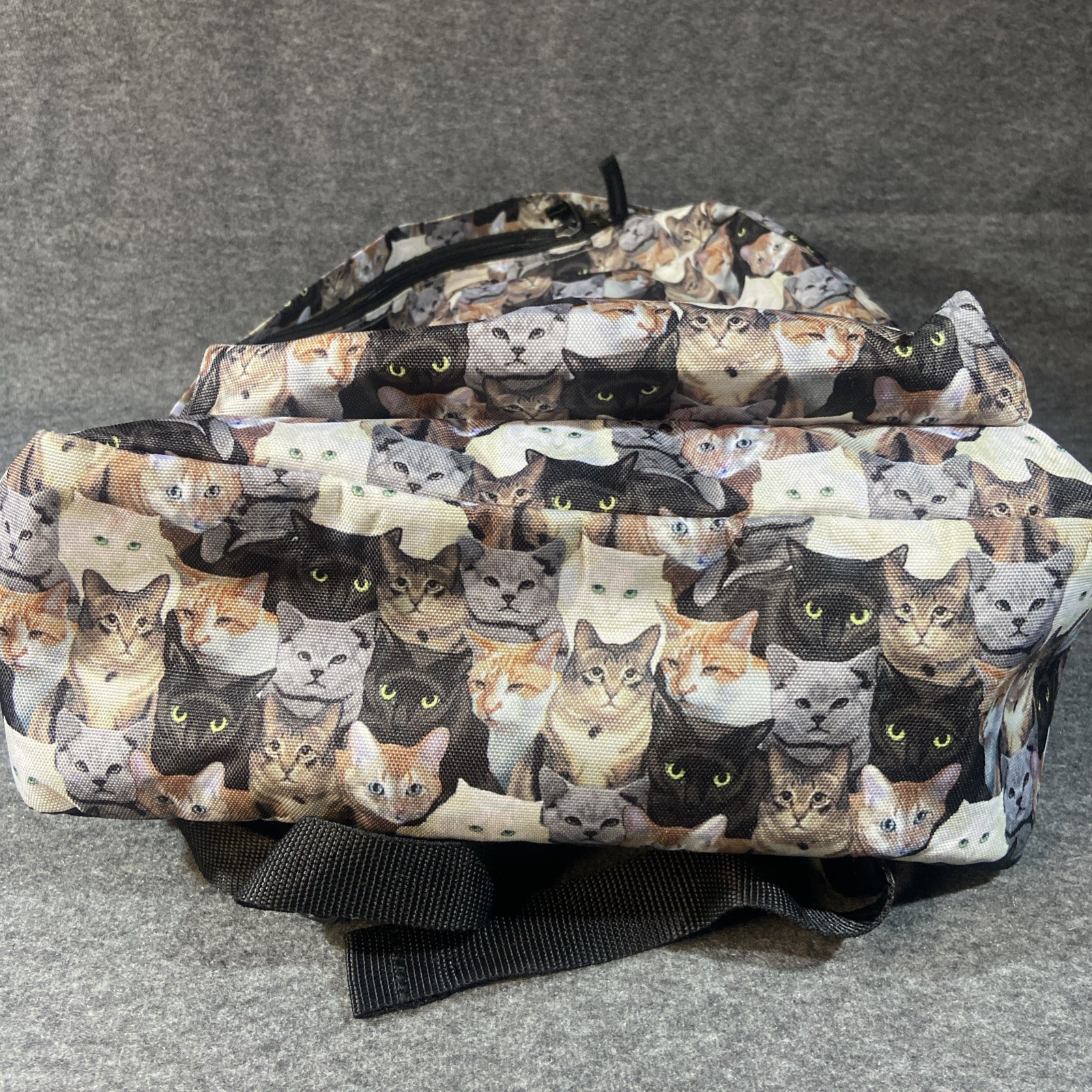 VANS Off the Wall Cat Backpack ASPCA All Over Cat Print Animal Lover Tabby Kitty