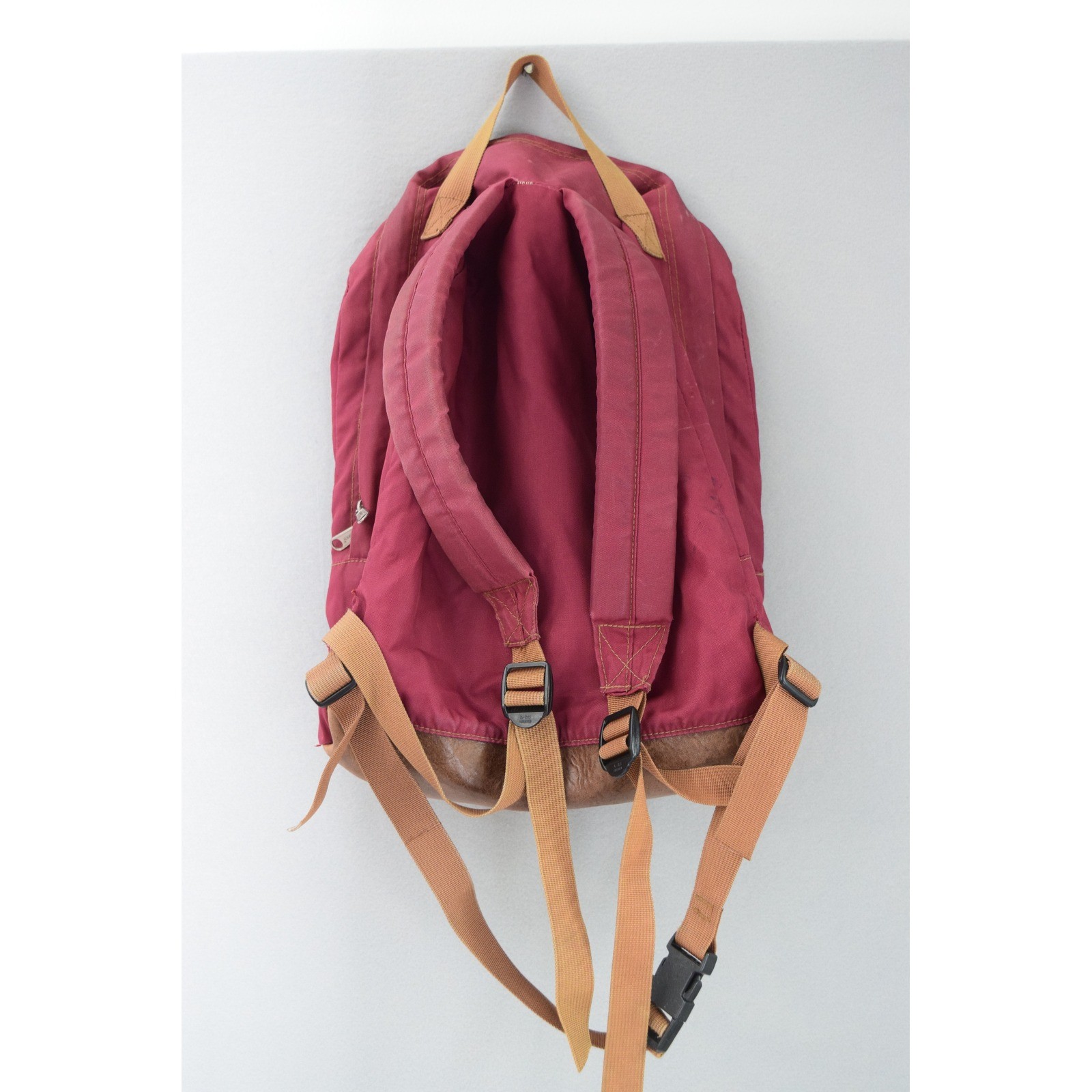 L.L. Bean Backpack Medium Red Leather Bottom Vintage Mens Gorpcore Korea