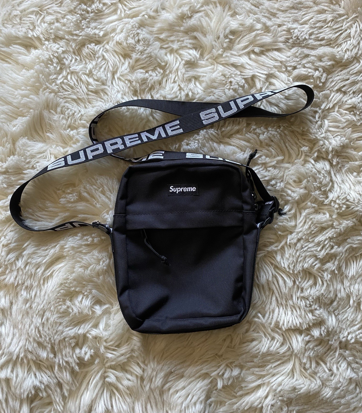 Supreme Shoulder Bag SS18 Black Side Bag One Size Men’s Nylon Cordura