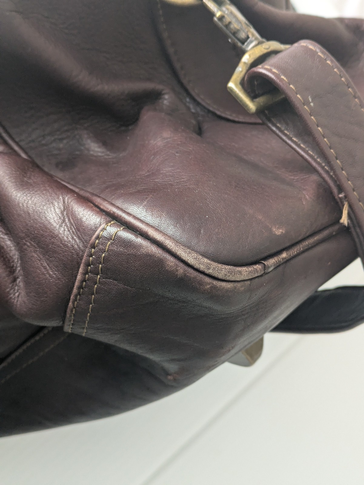 Clava Brown Genuine Leather Weekender Bag w/Removable Strap Footed Monogram