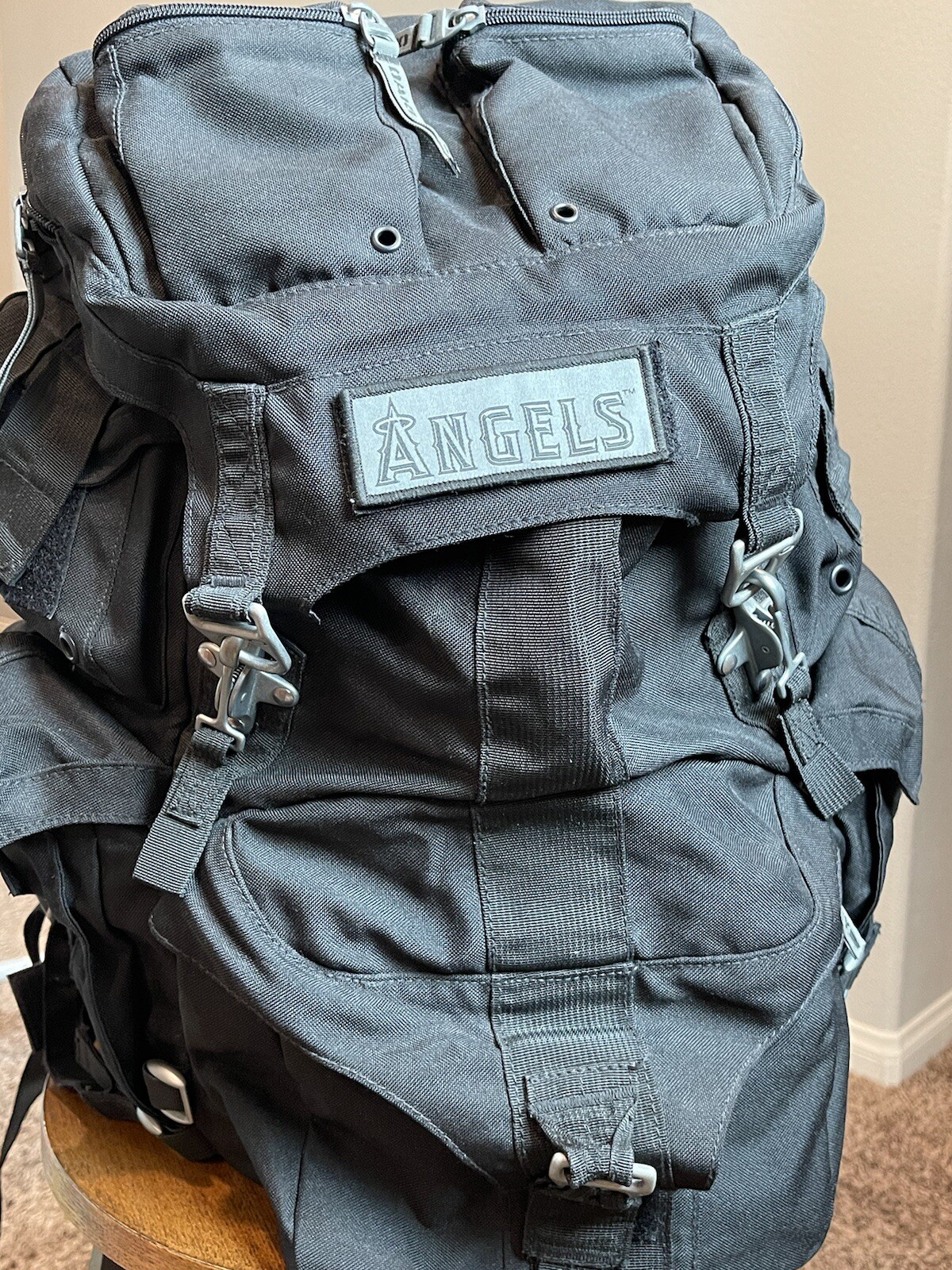 oakley mechanism backpack