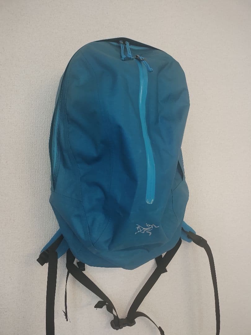 ARC’TERYX Backpack Deep Blue, 46cm x 33cm x 20cm, Used, Versatile Outdoor Bag