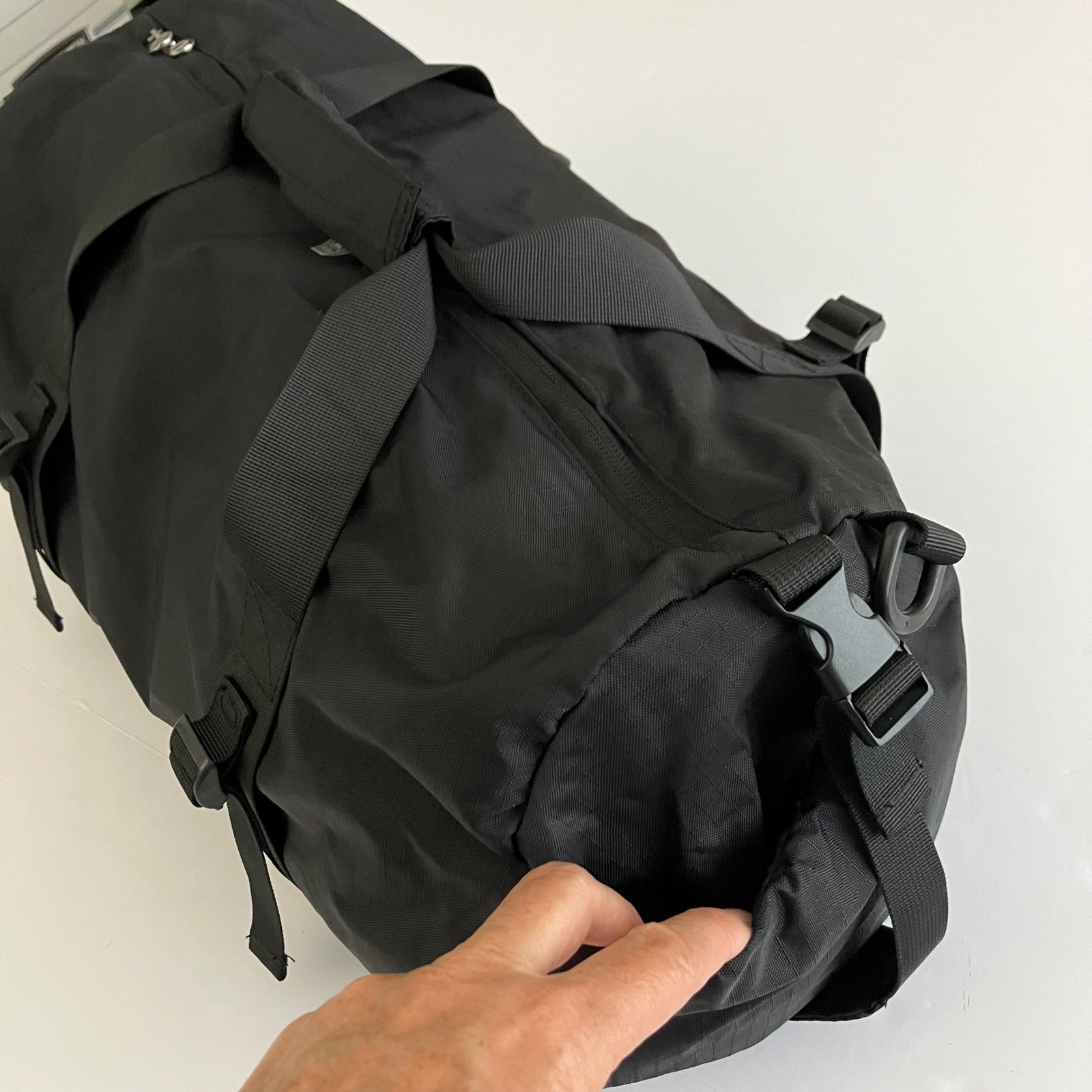 Mack Weldon Packable Duffel Gym Bag Ripstop Nylon Water Resistant 17.5″X9″X9.5″