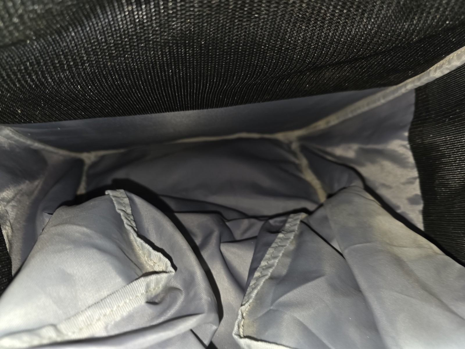 Under Armour Utility Personal Equipment Backpack 1369318 Gray Black HS-A1-1