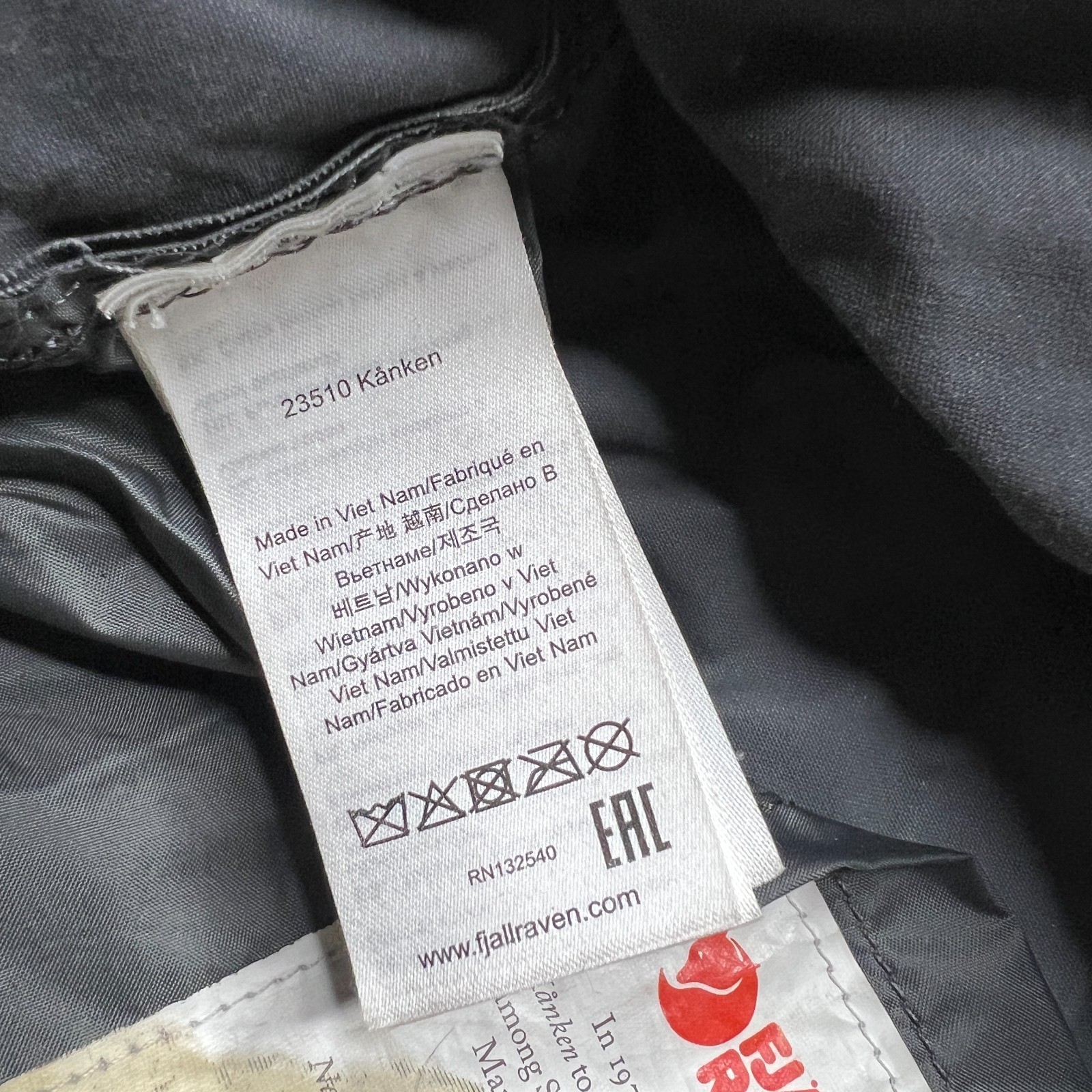 Fjallraven Kanken Classic Backpack Gray Iconic Fox Logo Sweden 23510