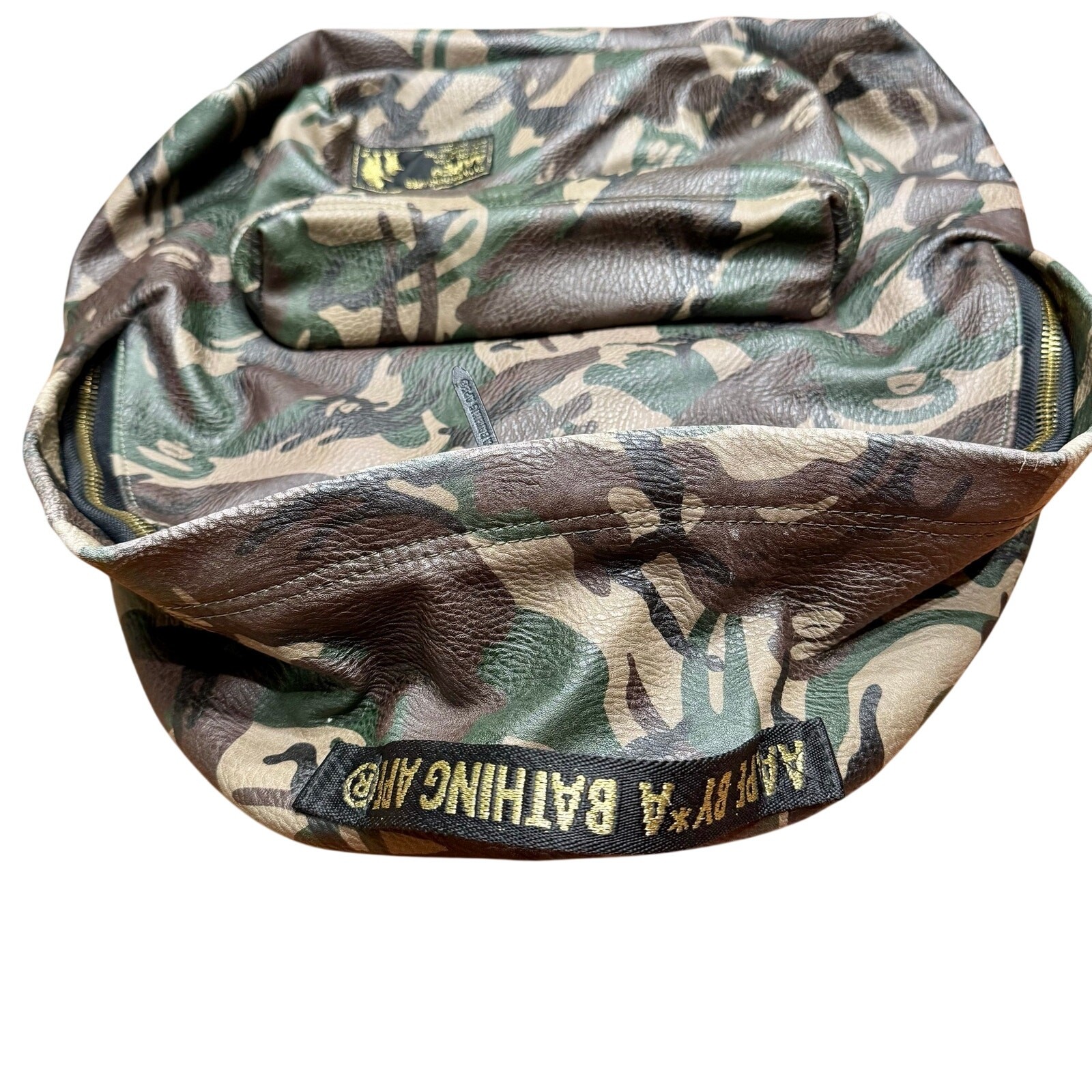 A bathing Ape AAPE camo backpack limited edition Sold Out, gold Moonface, green