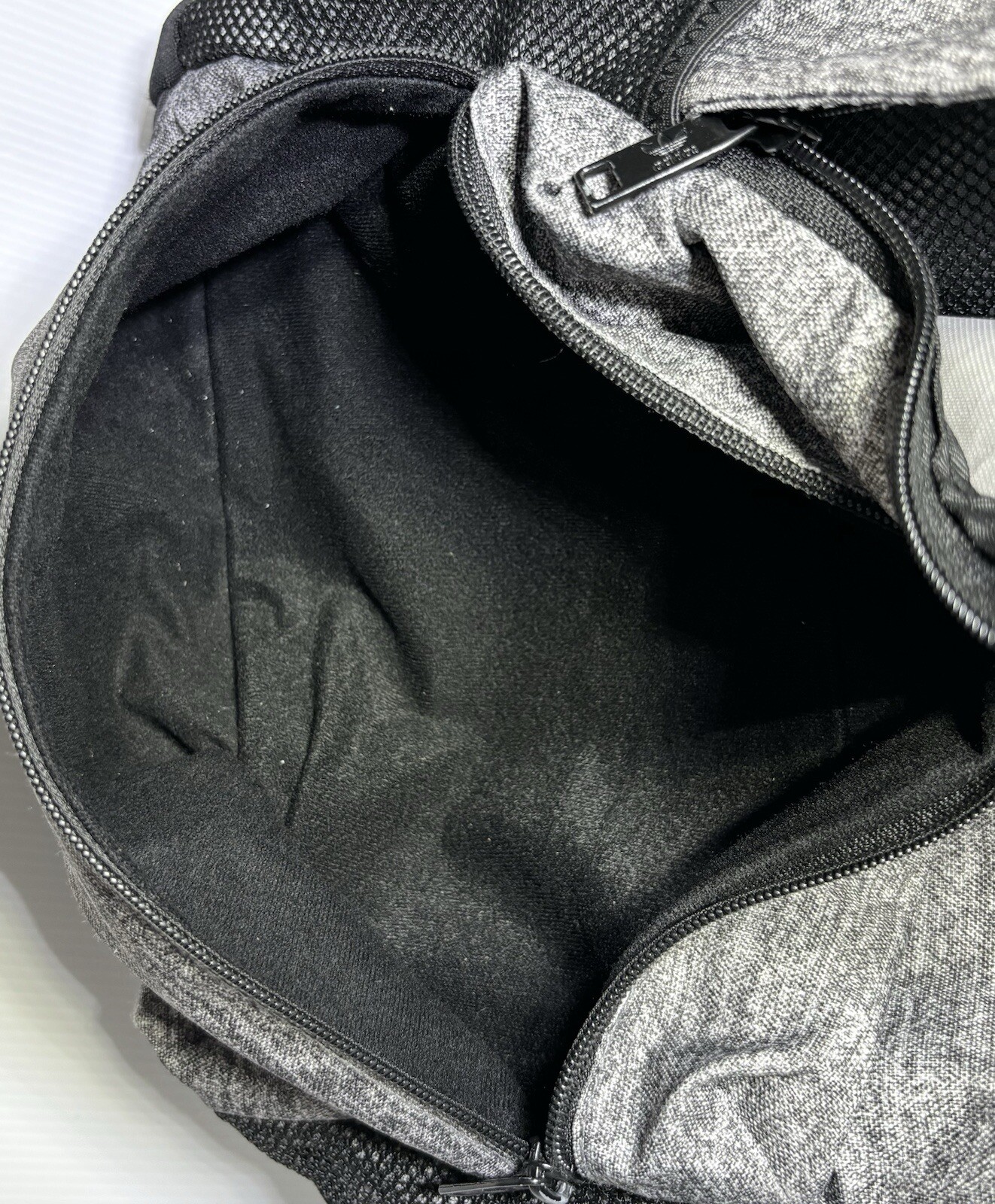 Adidas Originals Trefoil 3 Stripes Logo Backpack – Grey / Black / White Speckle