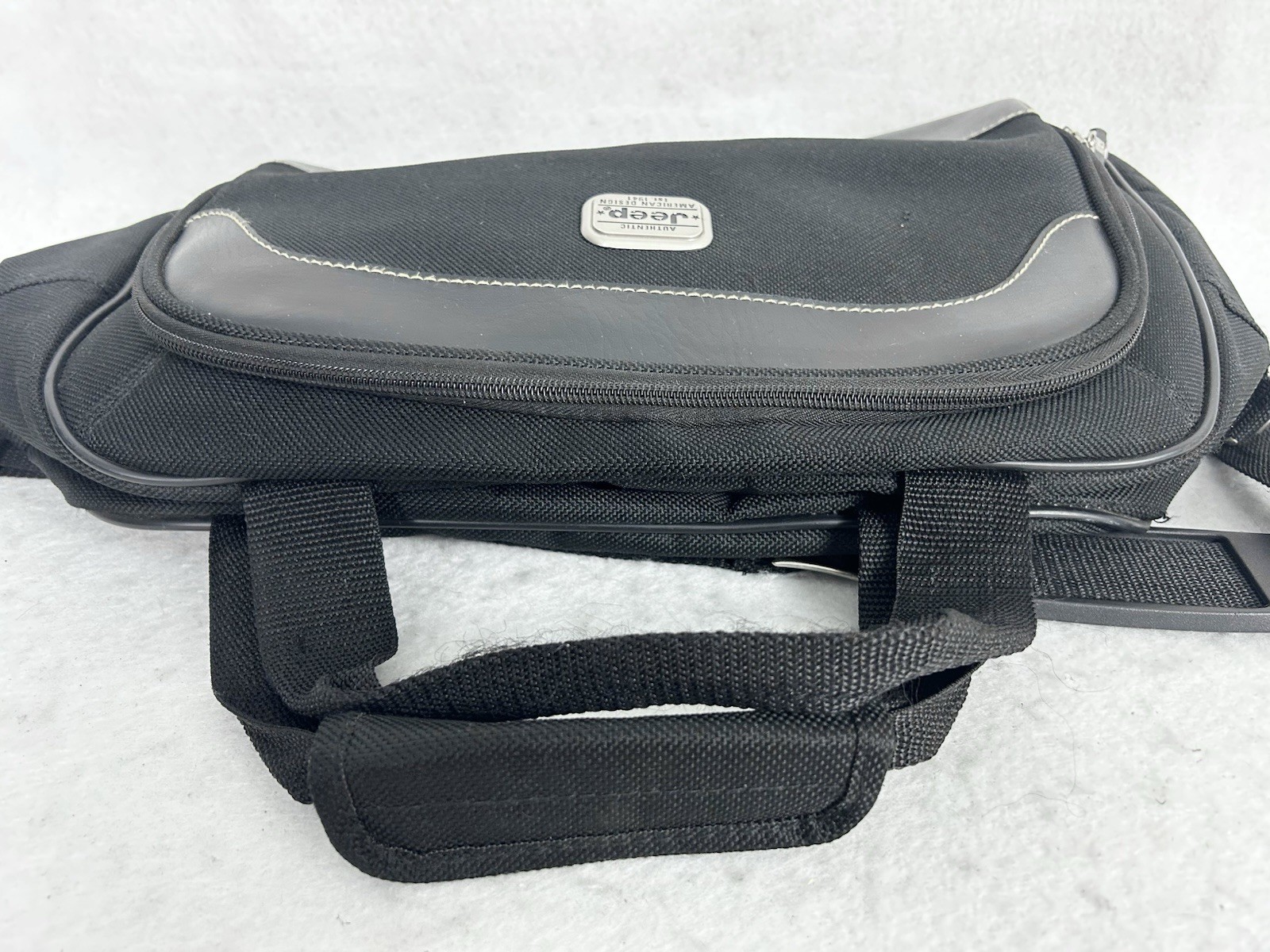 Jeep Authentic Messenger Bag Black Laptop Shoulder Carry Bag Satchel Zip