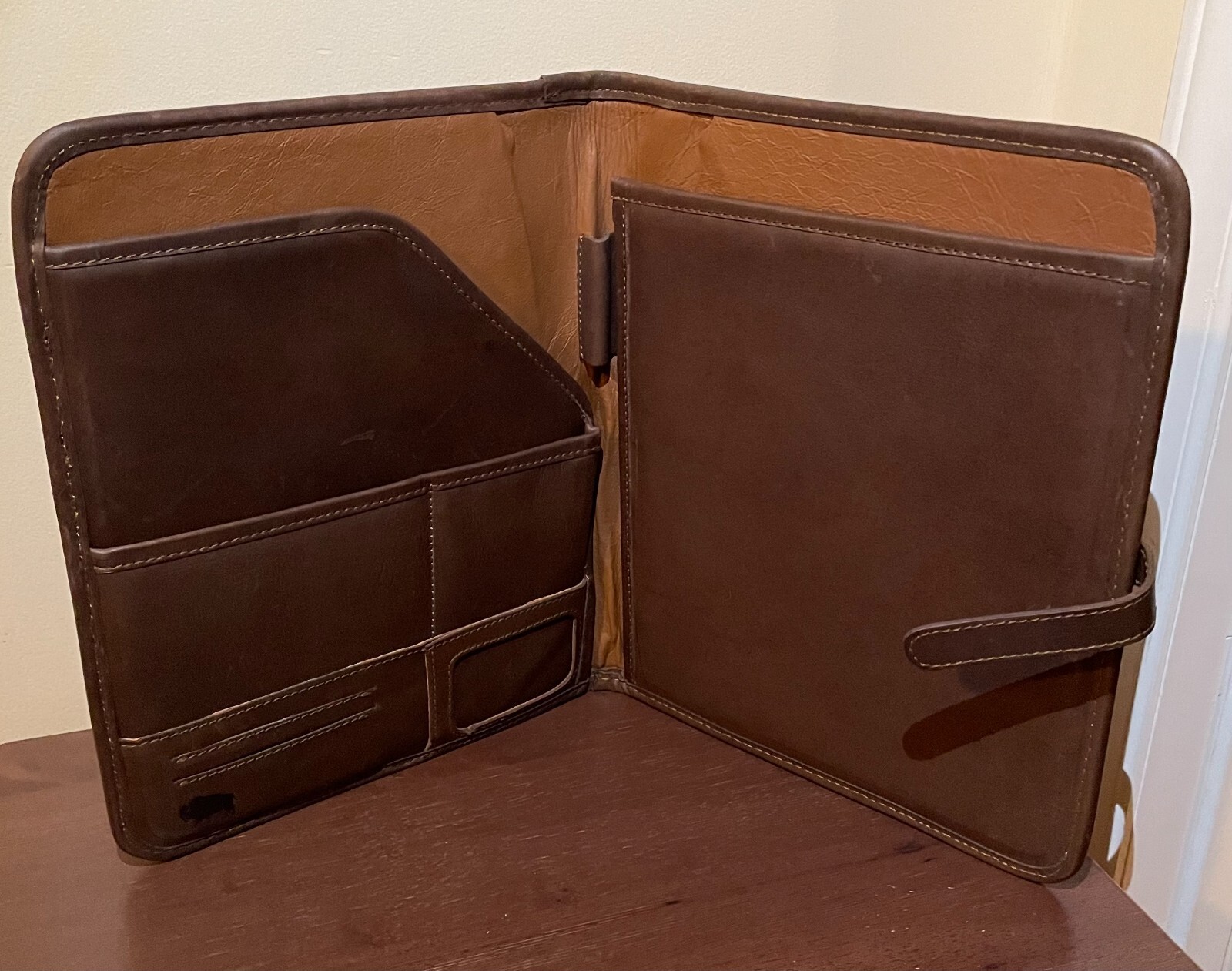 Buffalo Jackson Messenger Dark Briar Bag w/Strap, Portfolio, Notepad holder