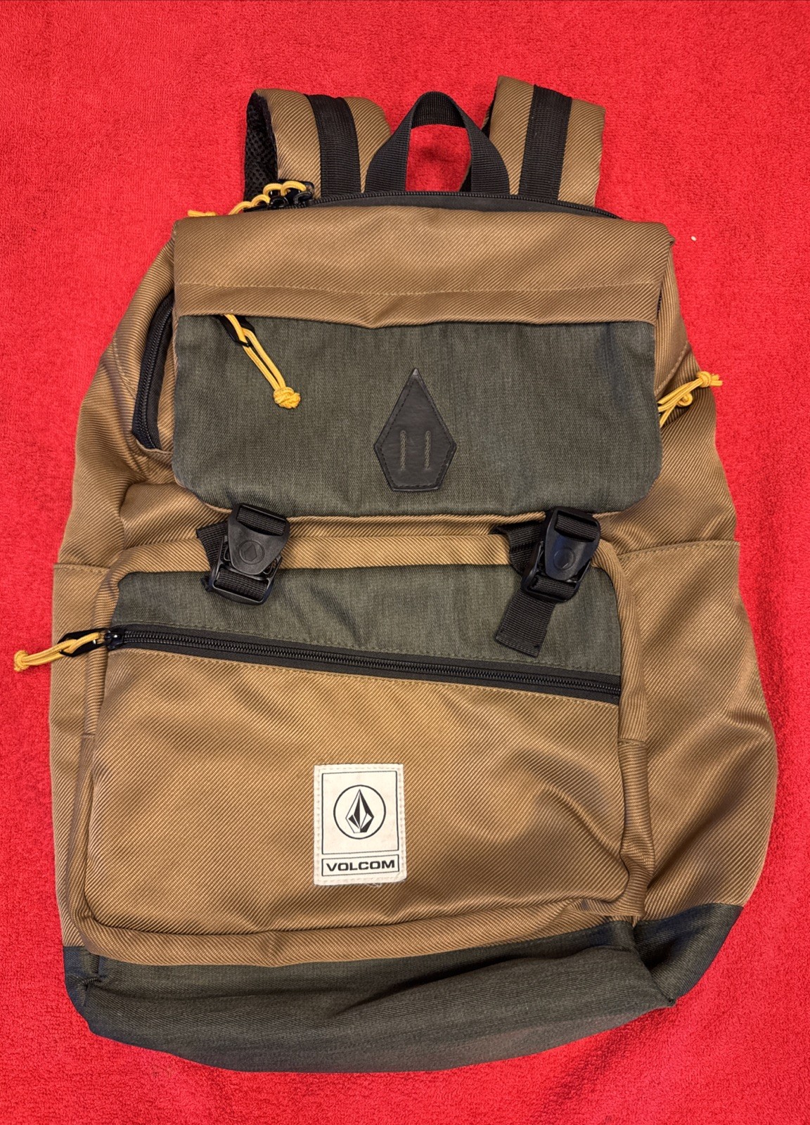 Volcom Backpack Brown / Green 18 X 11 X 5