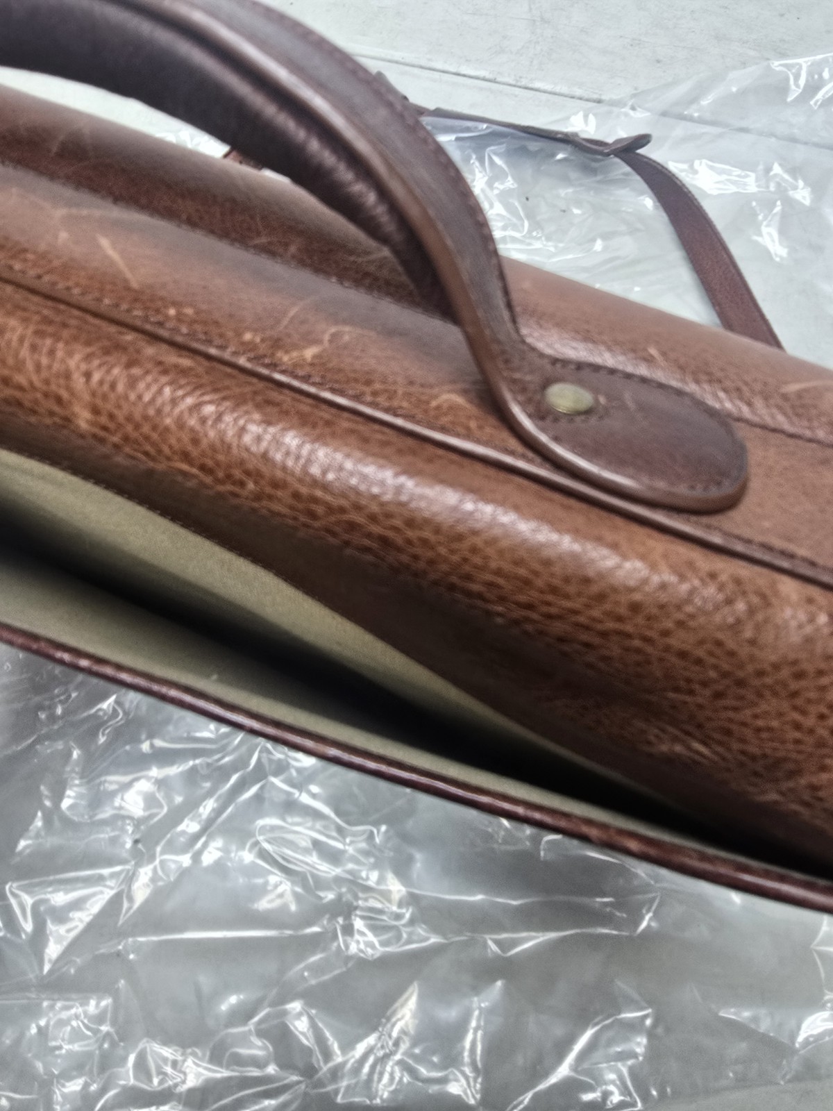 Duluth Trading Leather Bashful Billionaire’s Briefcase Messenger Bag Laptop Case