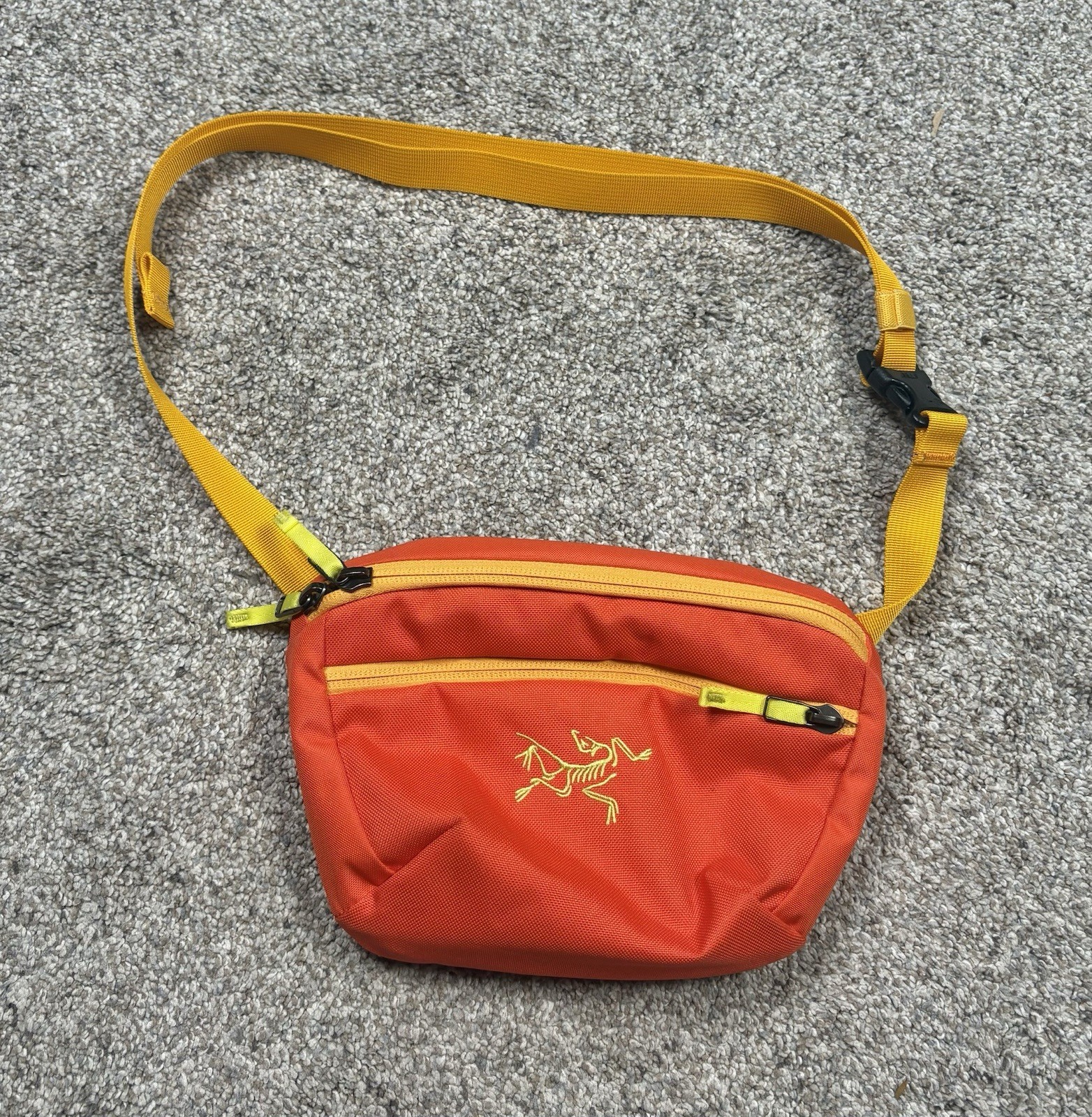 Arc’teryx Mantis 1 Waistpack Orange Tribble Solaris Hiking 1.5 LT