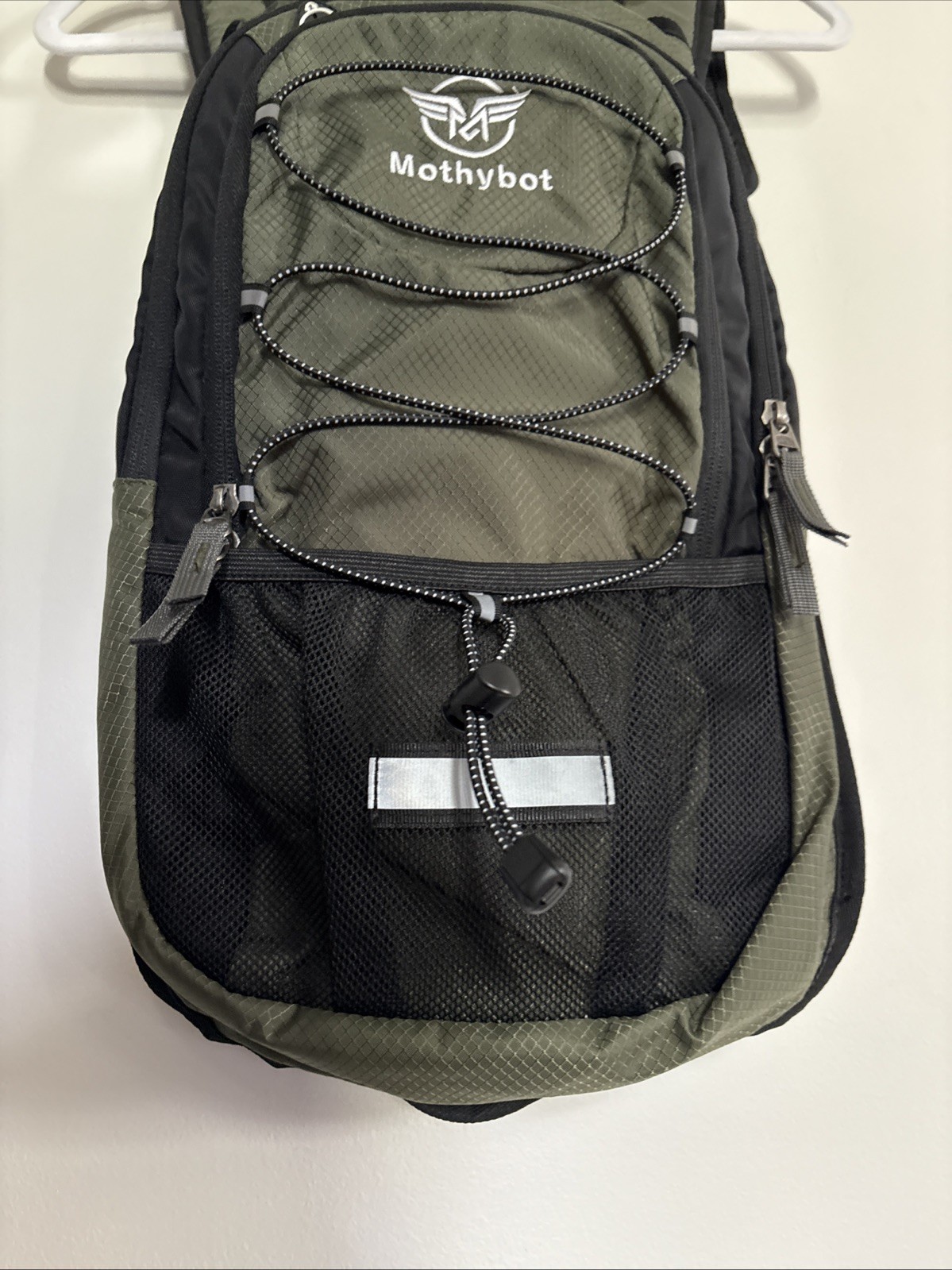 Mothybot Outdoor Durable Water Resistant Nylon Insulated Hydration Backpack Gorp
