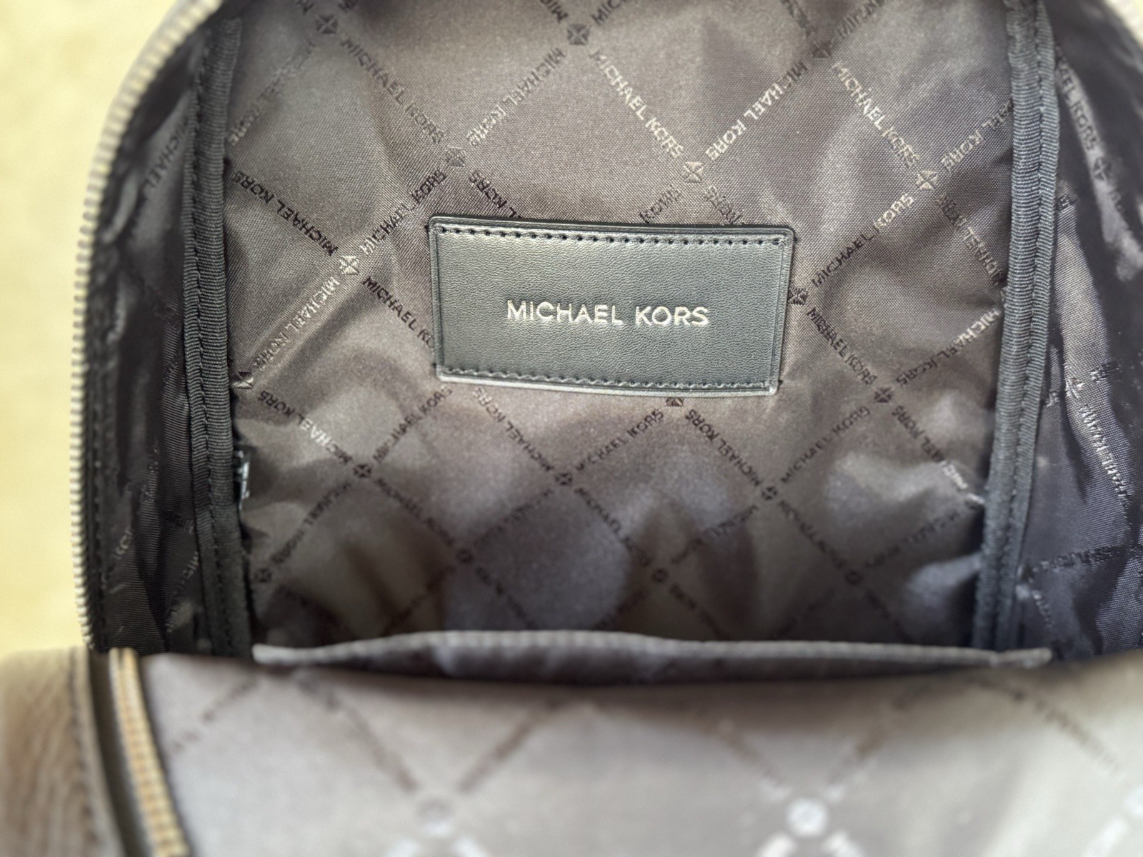 MICHAEL KORS COOPER COMMUTER SLING PACK LEATHER BACKPACK BLACK