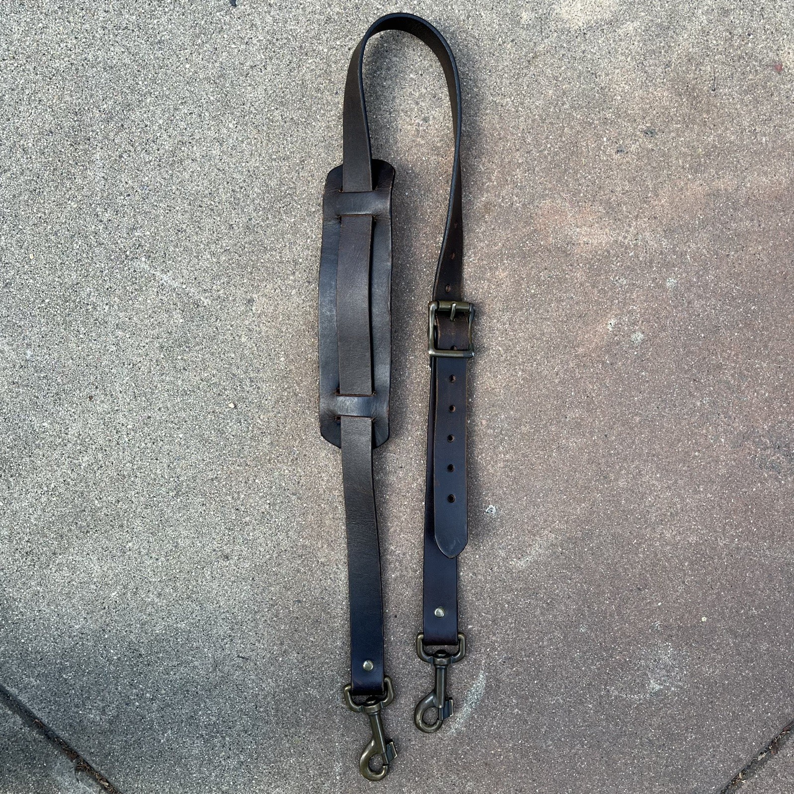 VTG Filson Bridle Leather & Brass Shoulder Strap | Short “Talon Era” Excellent