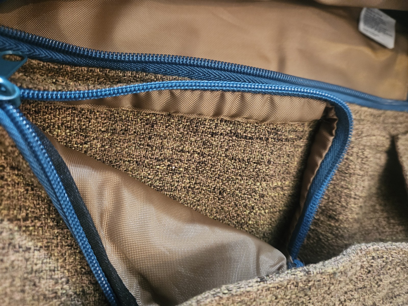 KAVU Rope Sling Crossbody Backpack Brown Heather Rope Strap Outdoor Travel Bag