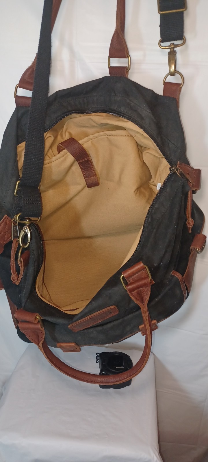 Duluth Trading Co Canvas and Leather Travel Duffle Bag Weekender Carry On Tote
