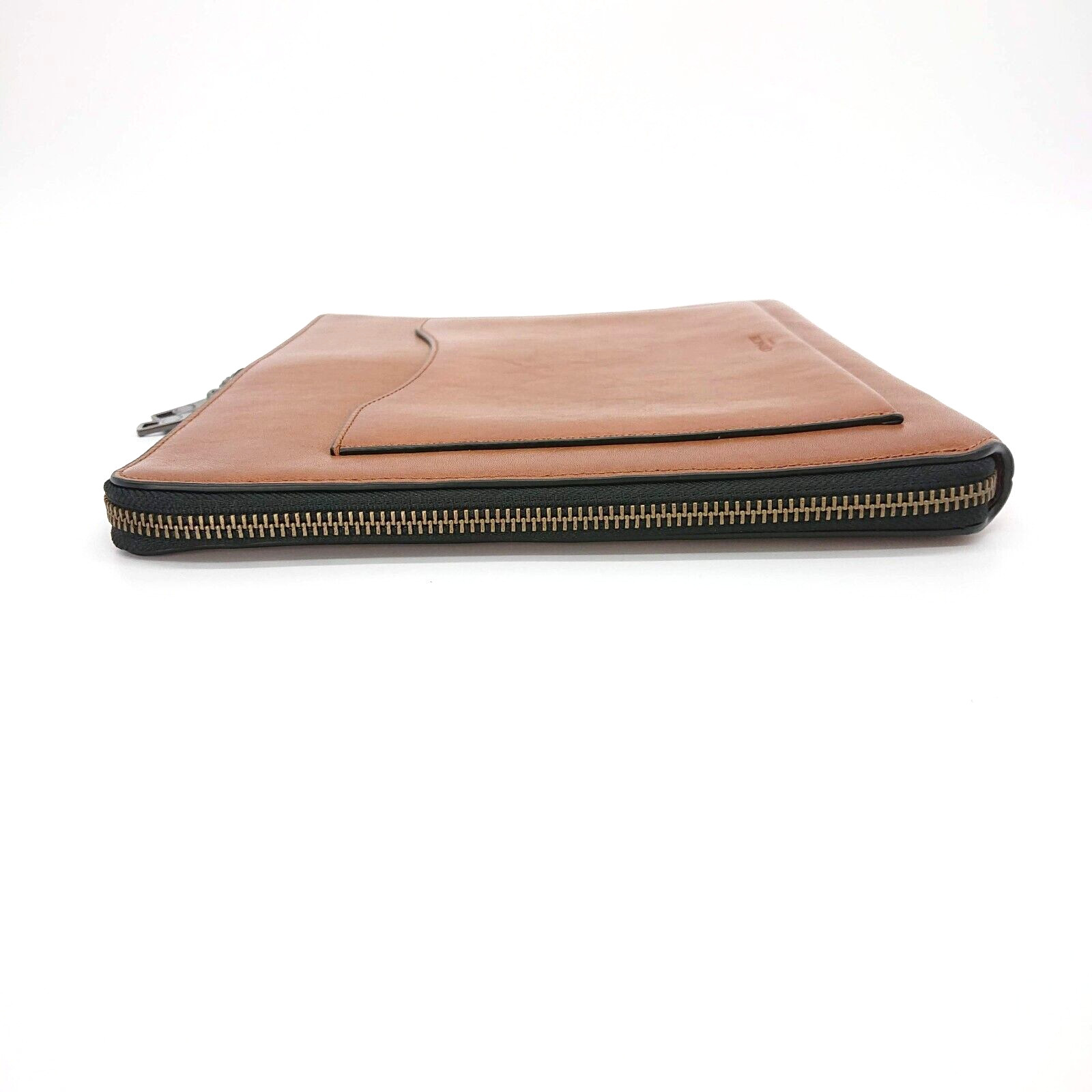 COACH Cluch Bag Tablet Case 64822 Brown Leather Round Zip Made in Vietnam