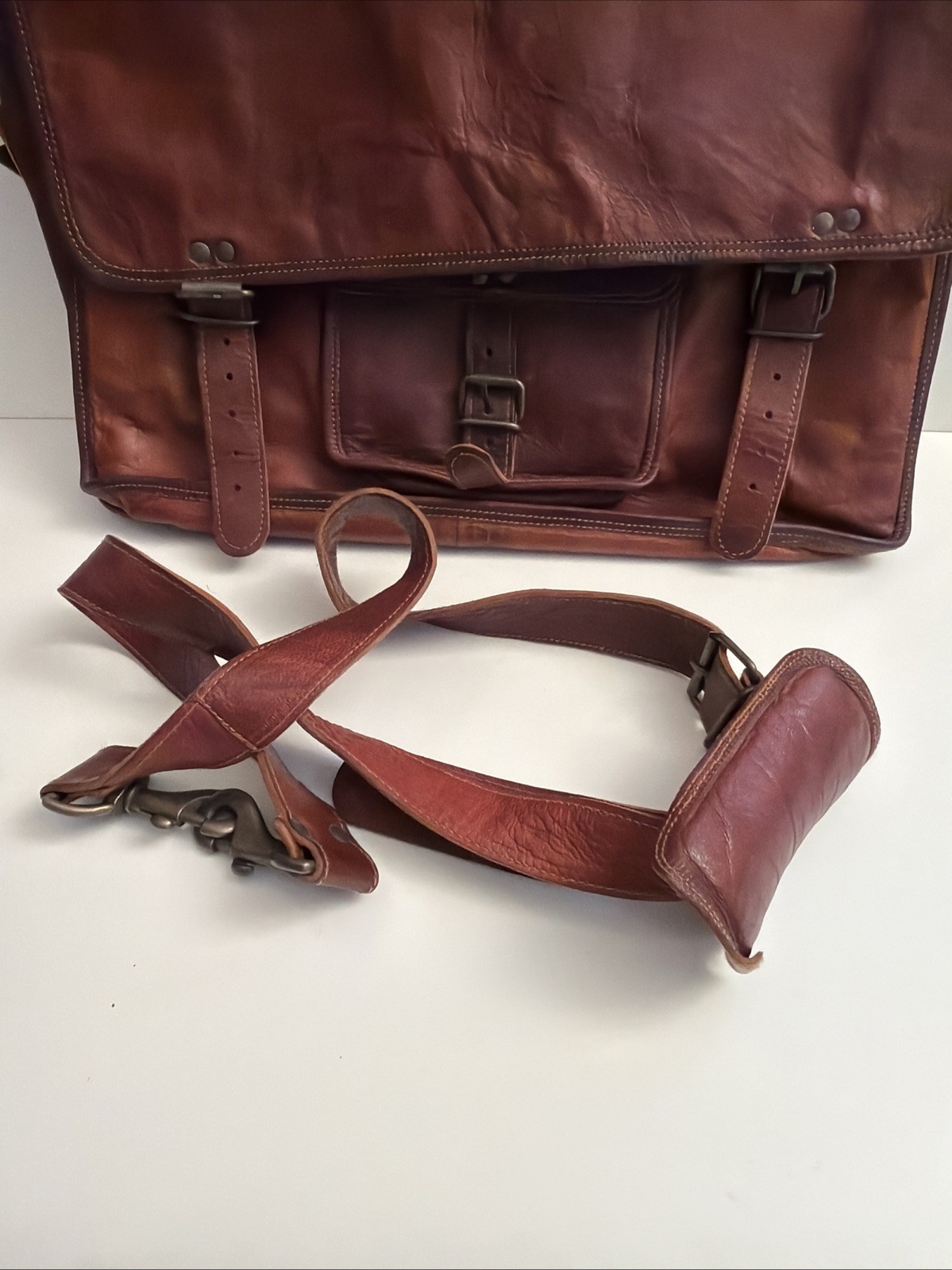 Komal’s Passion Leather Messenger Bag Brown Distressed Laptop Satchel 18″ Clean!