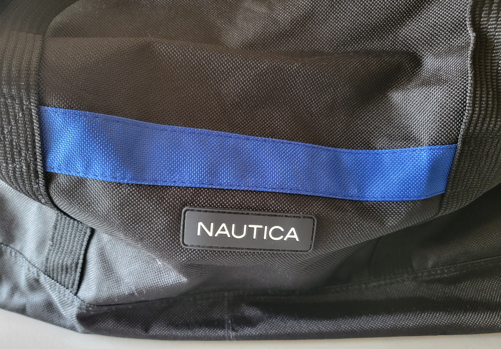 Nautica Duffle Gym Bag Black Blue Nylon 20L 10W 9H Overall Good Condition