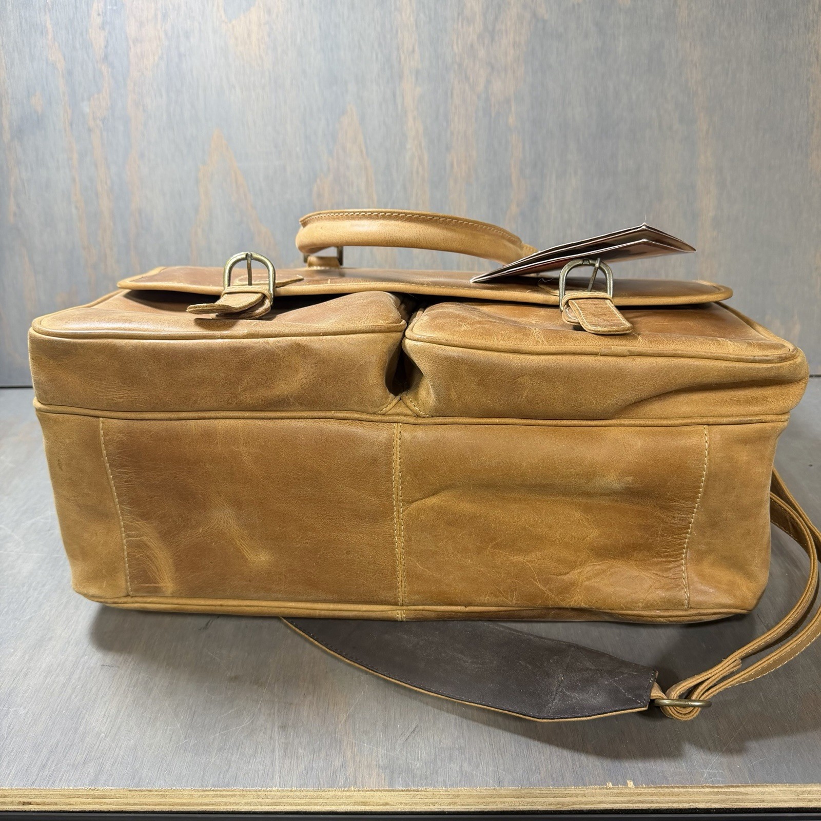 Canyon Outback Brown Leather Messenger Duffle Bag With Strap Computer With Tag