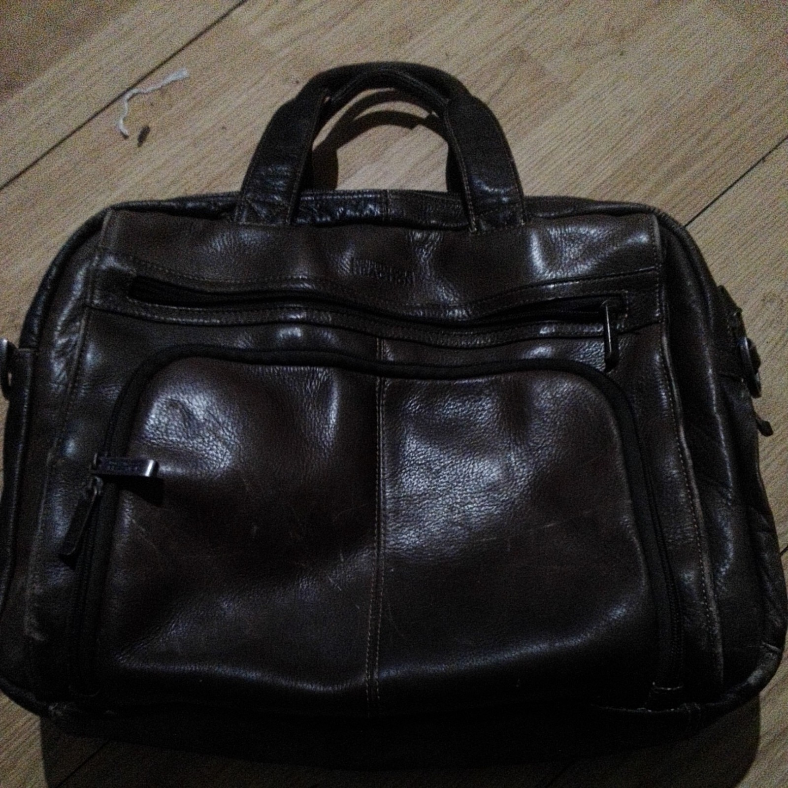Kenneth Cole REACTION Show Tan Leather Messenger Briefcase