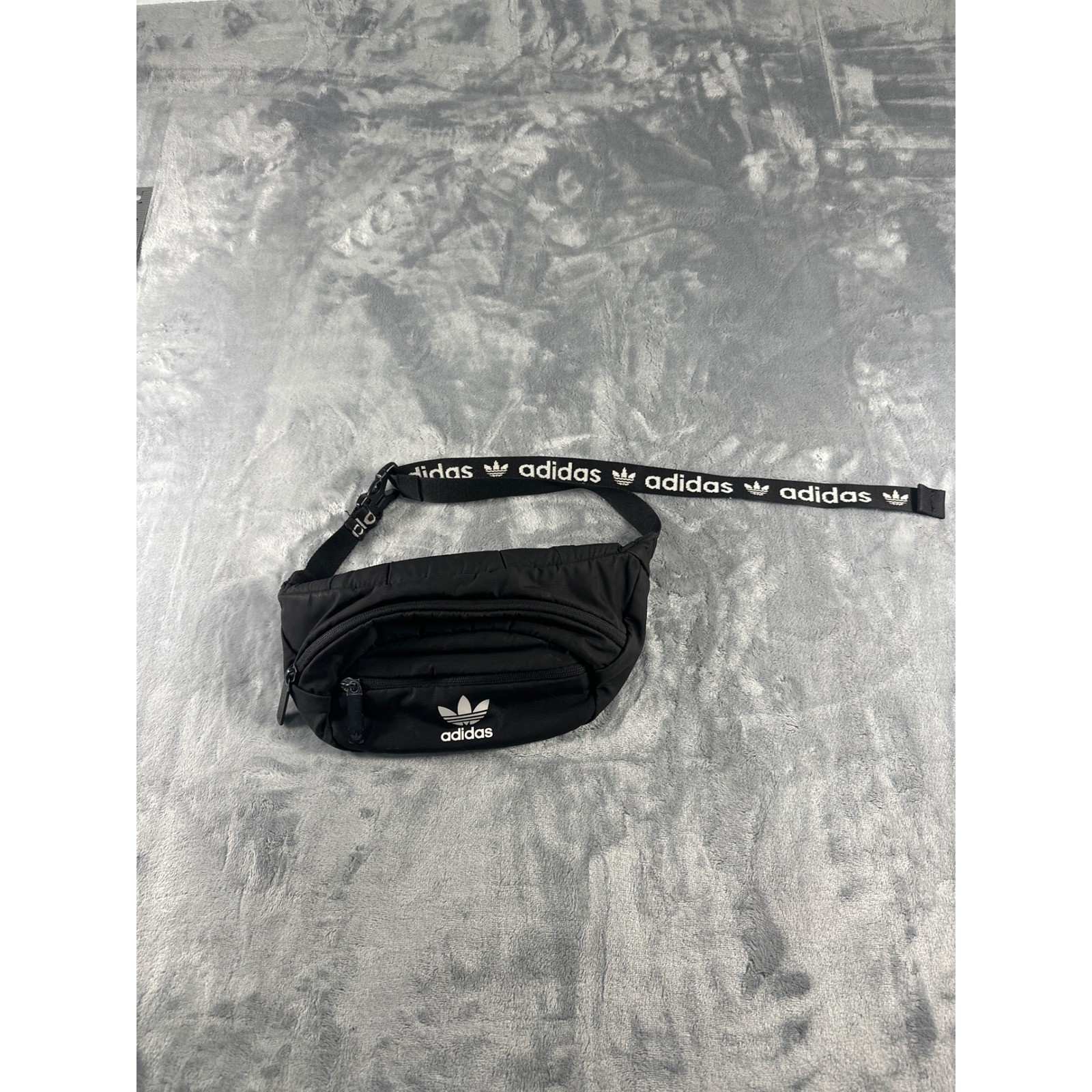 Adidas Originals Fanny Pack Black Trefoil Logo Waist Bag Adjustable Logo Strap