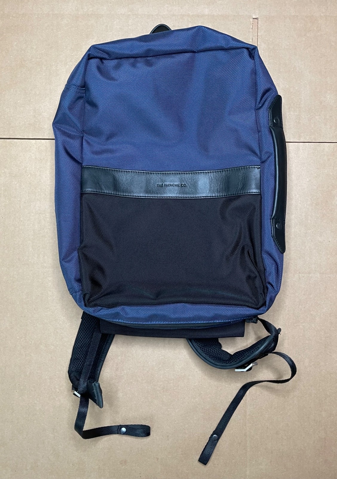 The Frenchie Co. Super Light Ballistic Speed Backpack Expandable Black/Navy 18L