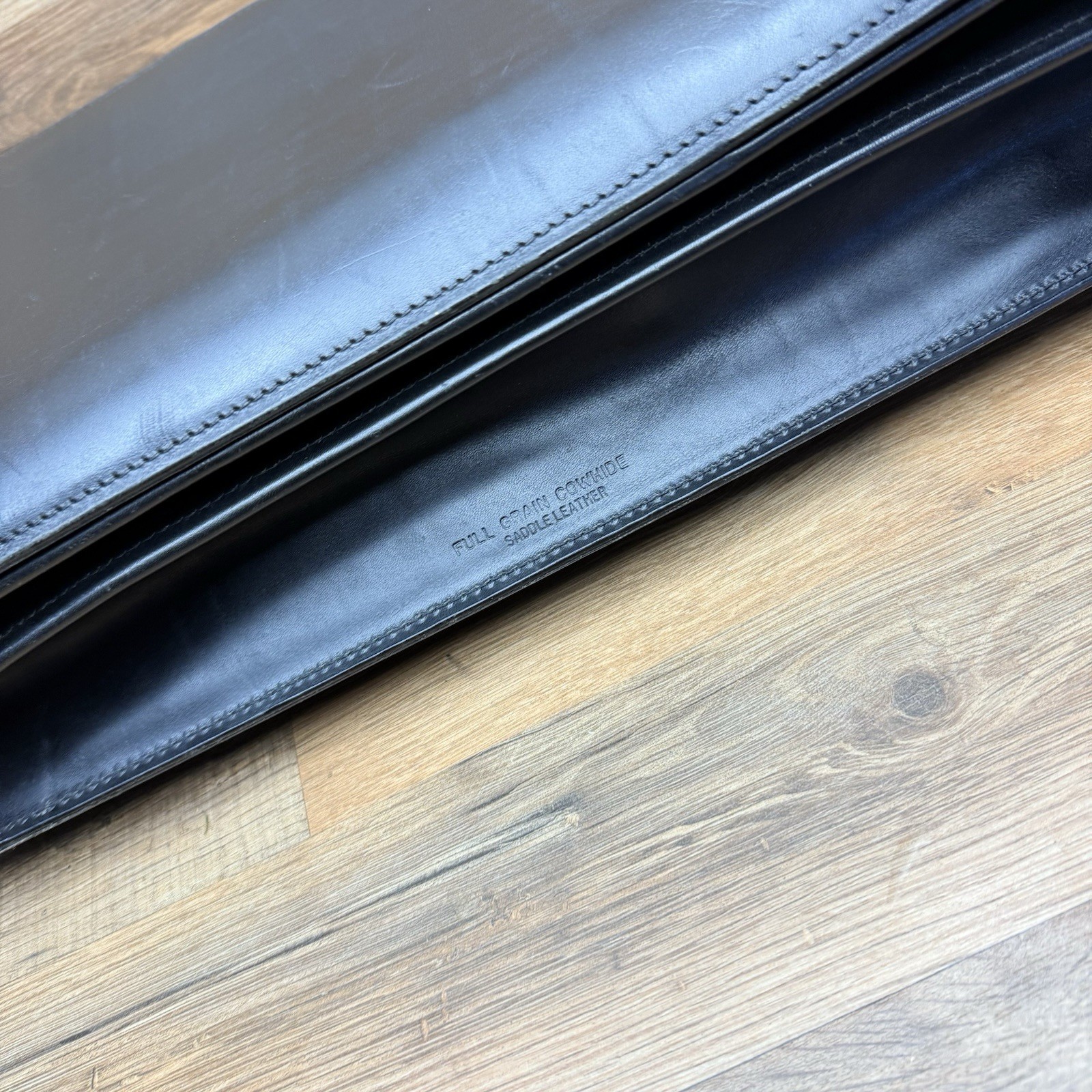 Schlesinger 17″ Leather Briefcase Classic Flap Distressed Rustic Black Attache
