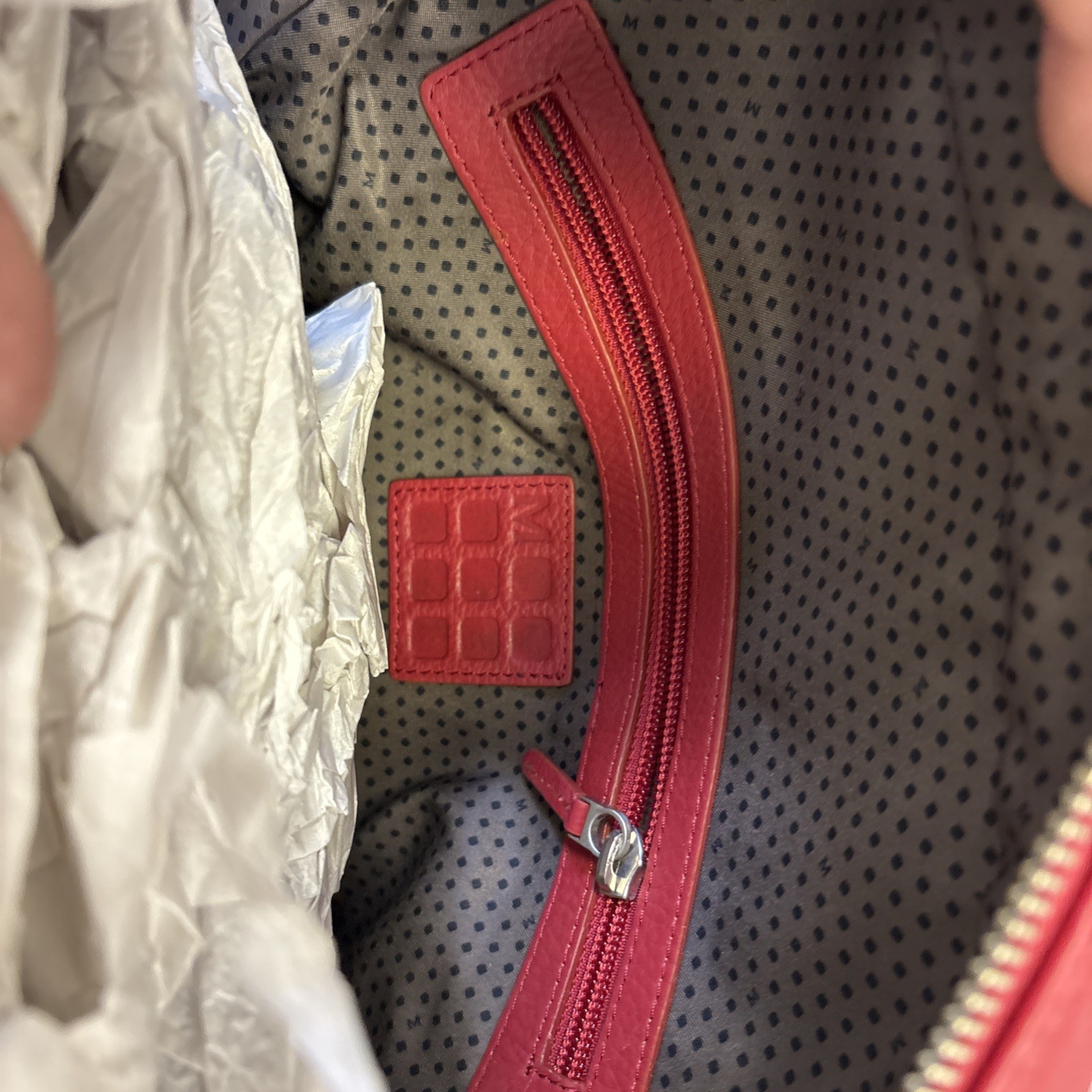 Moleskine Classic Leather Backpack Red 2024 Model Hard Shell Base Laptop Bag