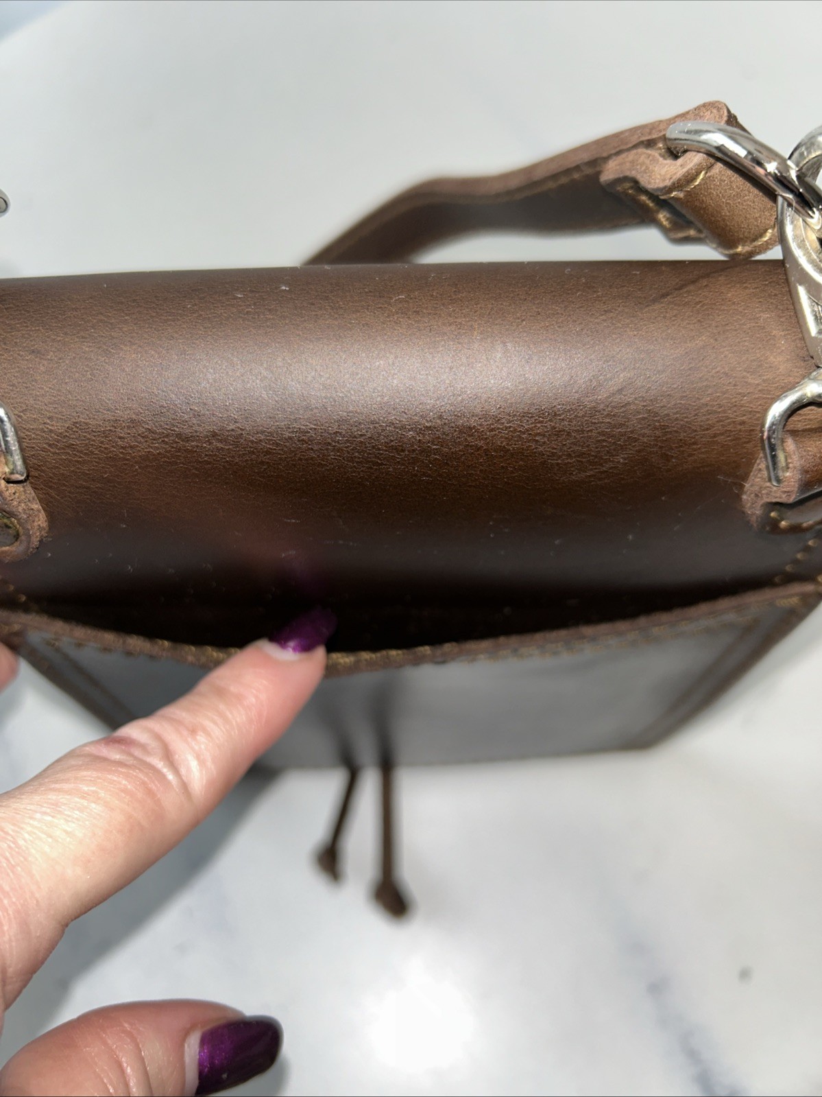 Saddleback Leather Pouch w Strap Chestnut Brown NWOT 8.75”Lx6.75”Wx1.5”D