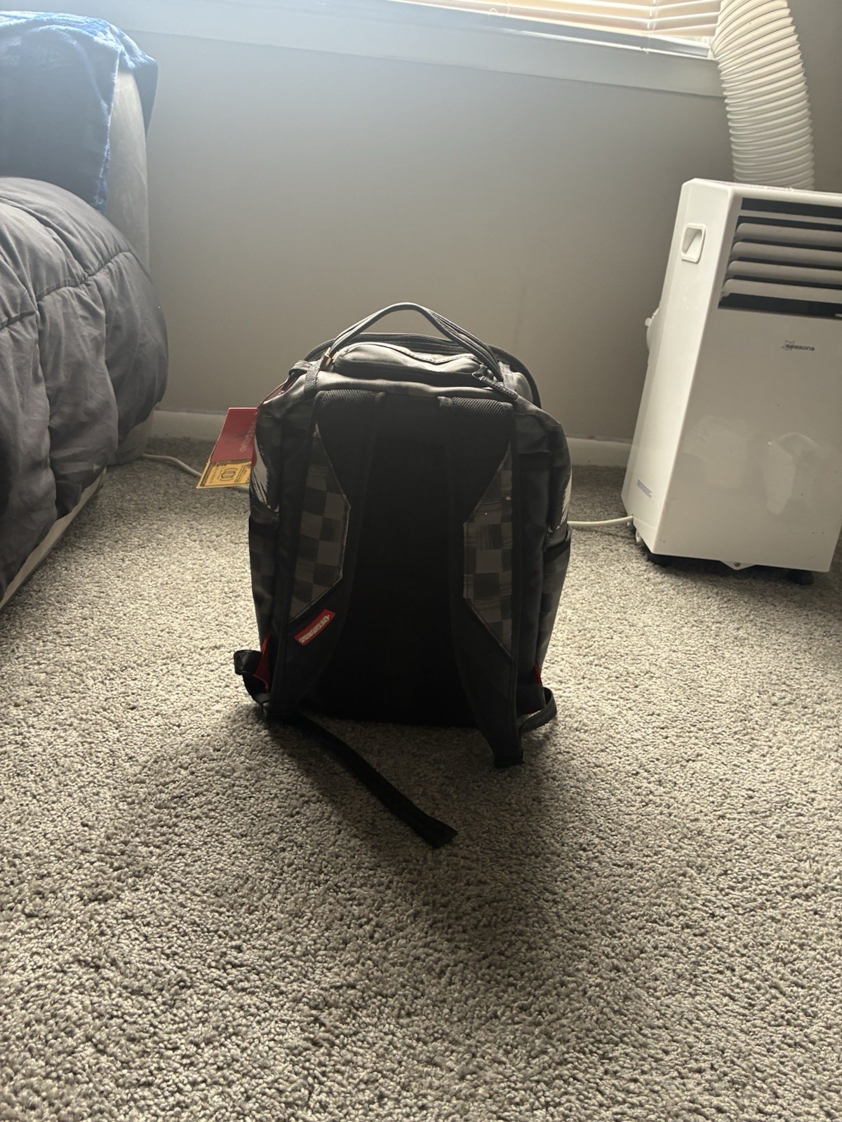 Sprayground Shark Mouth Checkered Backpack Zip Adjustable Straps Mens Med