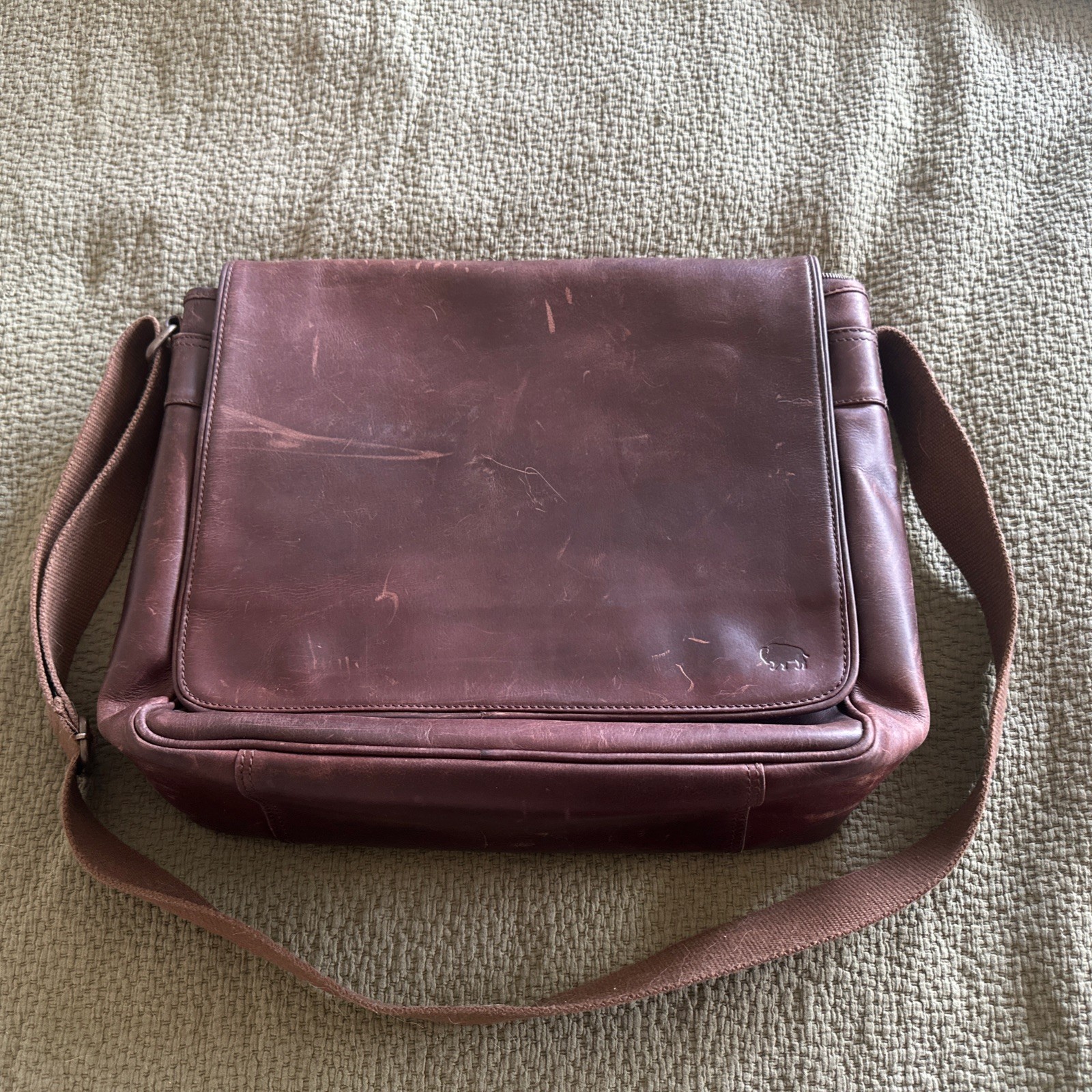 Buffalo Jackson Roosevelt Buffalo Leather Satchel Messenger Bag – Dark Oak
