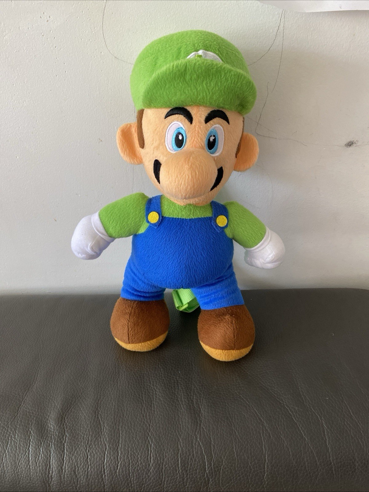 Nintendo Super Mario Bros Luigi 17″ inches Boys Kids Soft Plush Doll Backpack