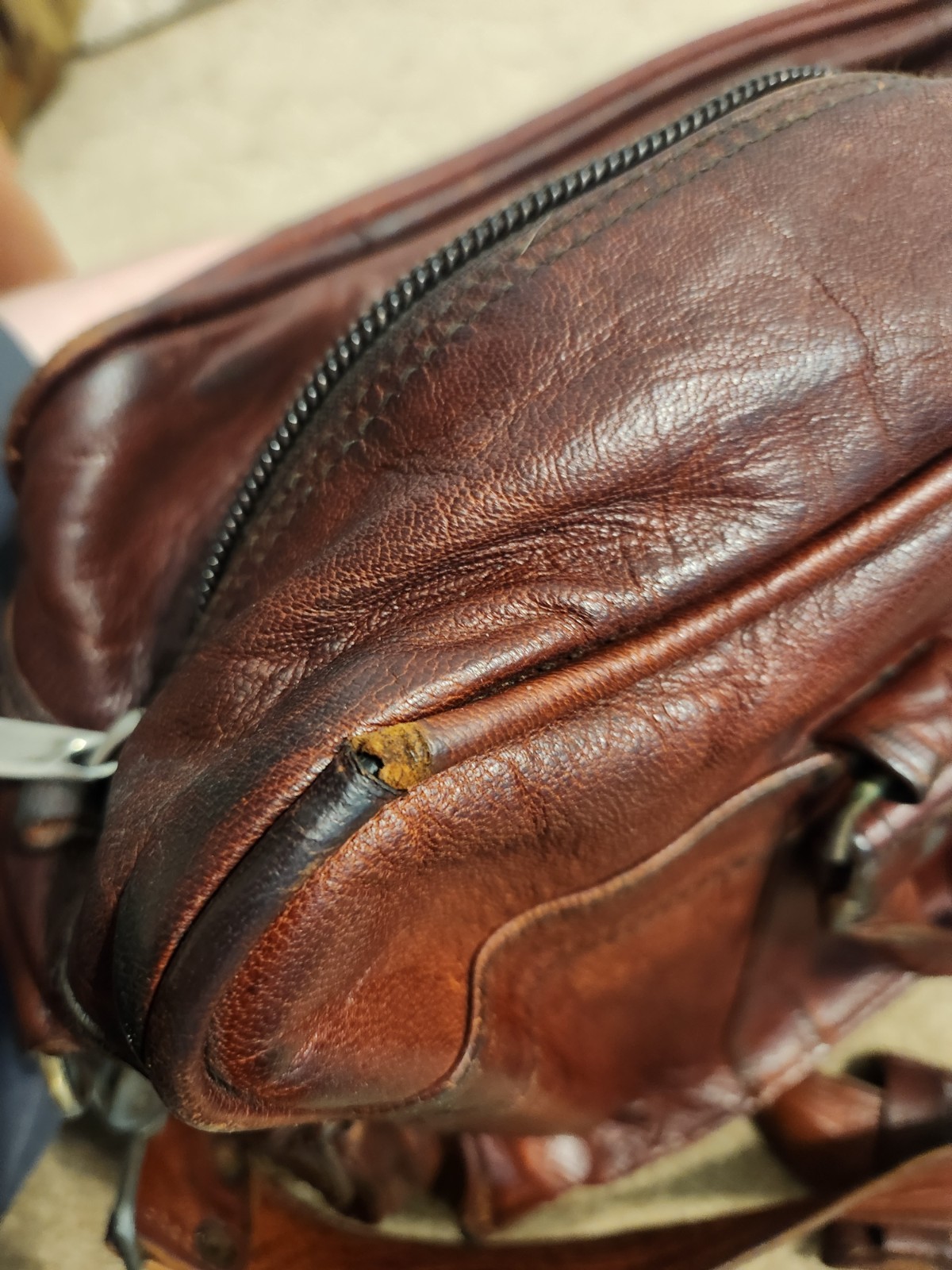 Buffalo Jackson Trading Co Leather Messenger Bag