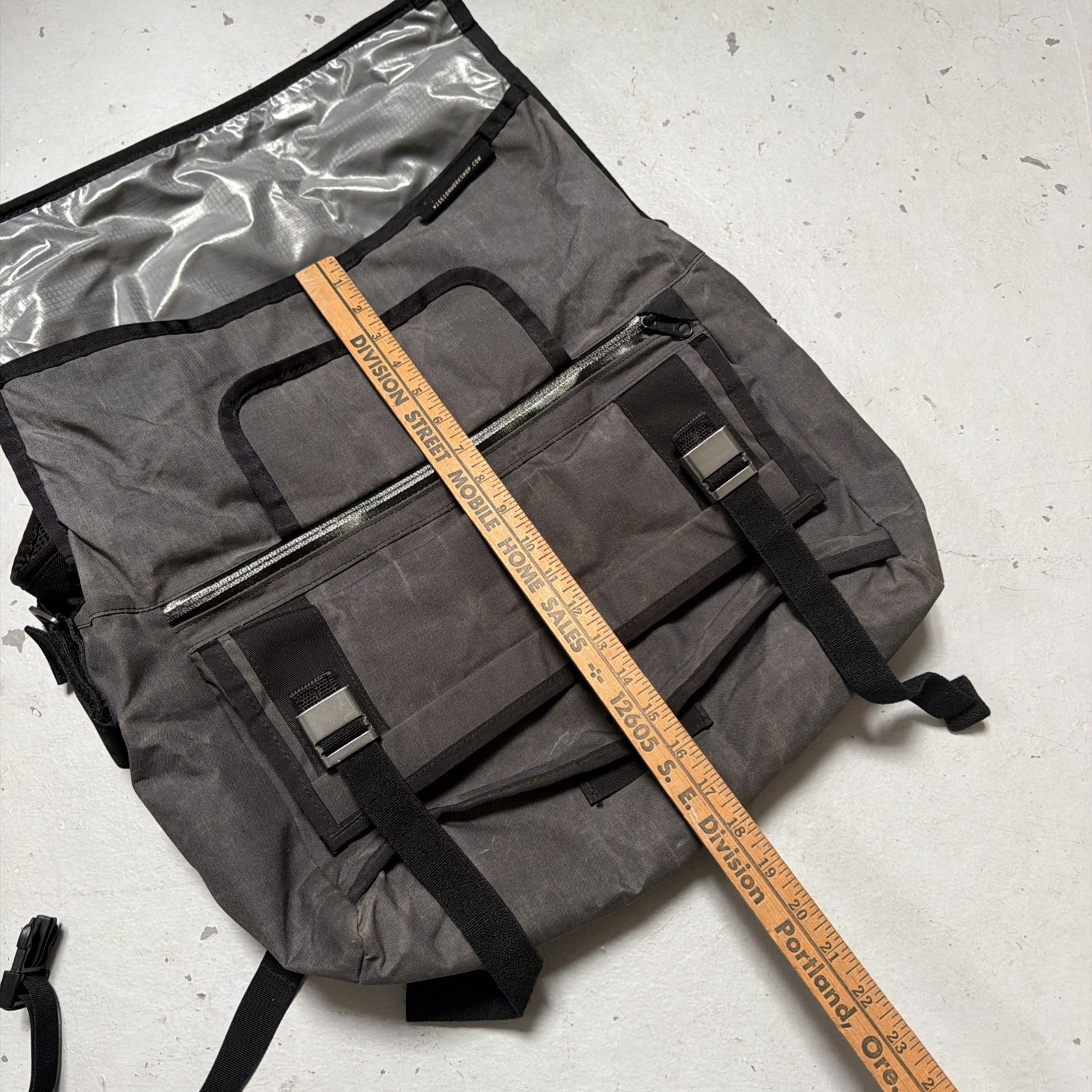 Mission Workshop Rummy AP Messenger Bag Made USA SF Courier Bike Cycling