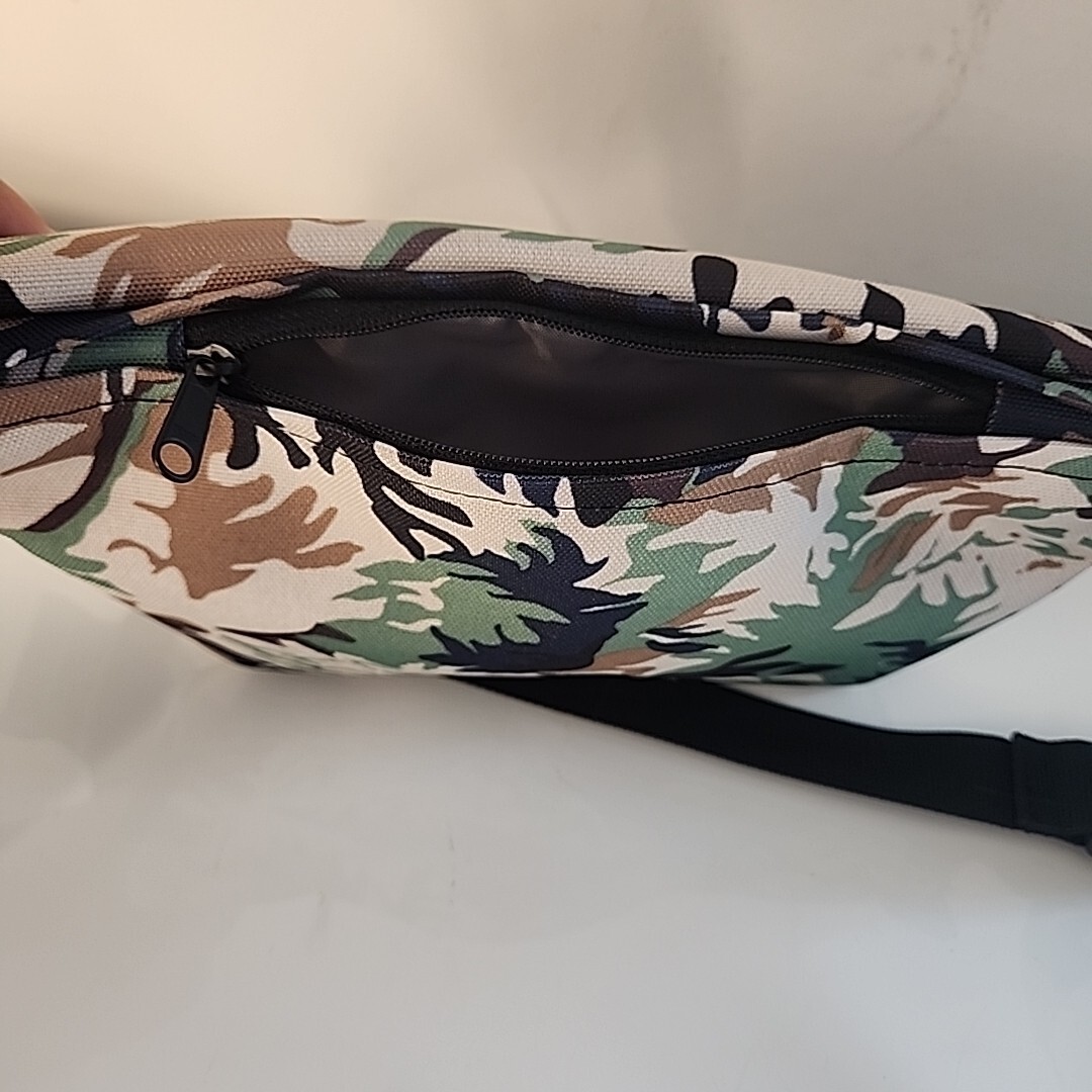 LEVI’s Fanny Pack Tropical Camo Floral Adjustable Bag Waist Pack Bum Bag Travel